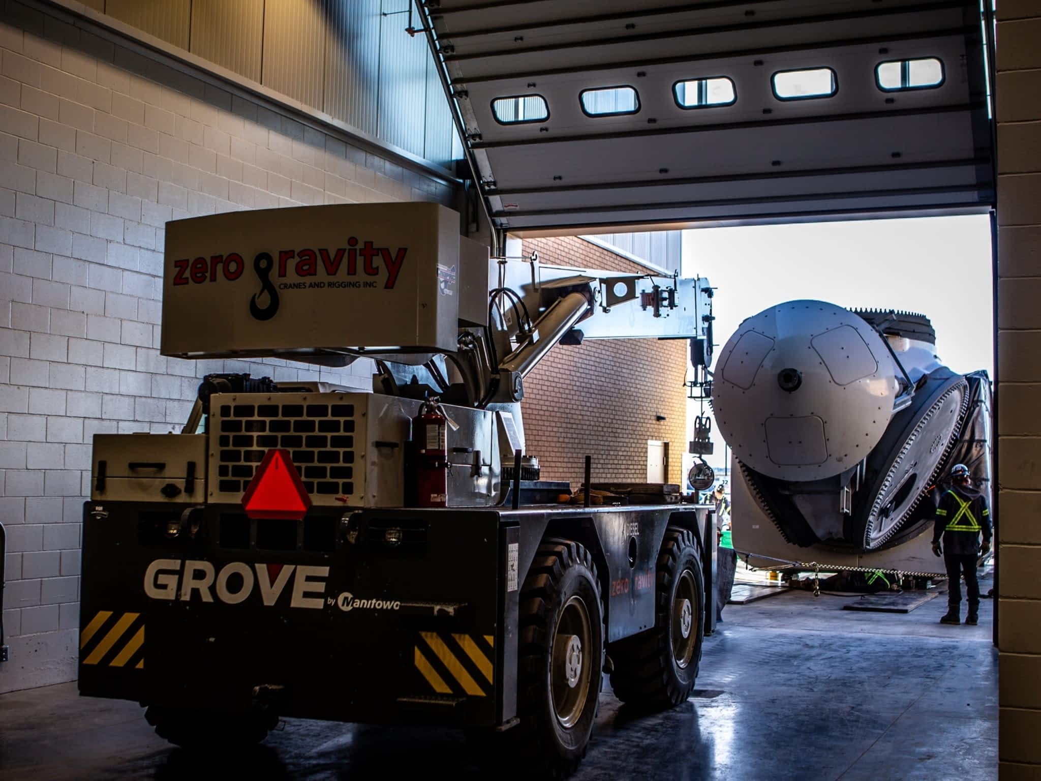 photo Zero Gravity Crane & Rigging Inc