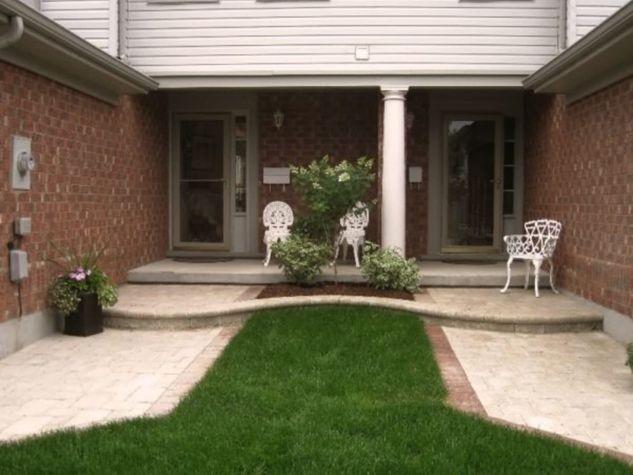 photo Edge Landscaping and Maintenance