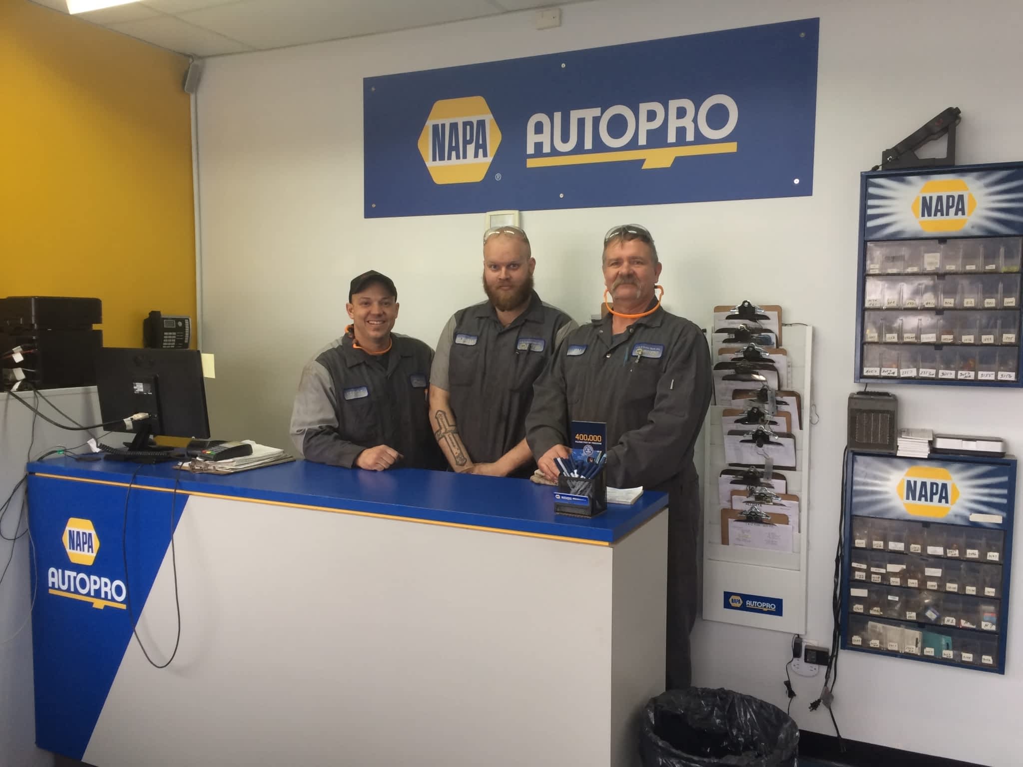 photo NAPA AUTOPRO - J & D Auto-Tech Inc