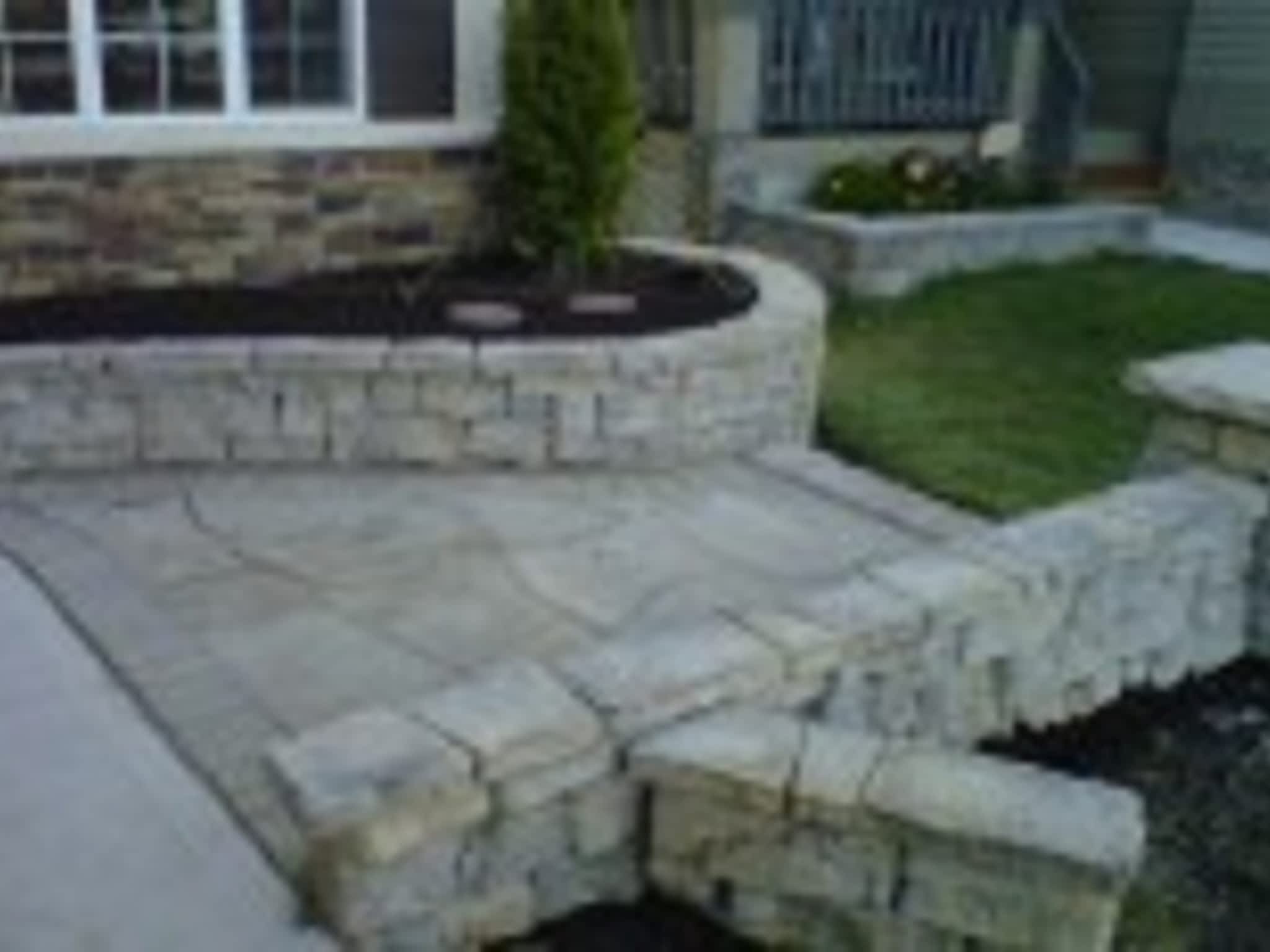 photo RF Landscaping