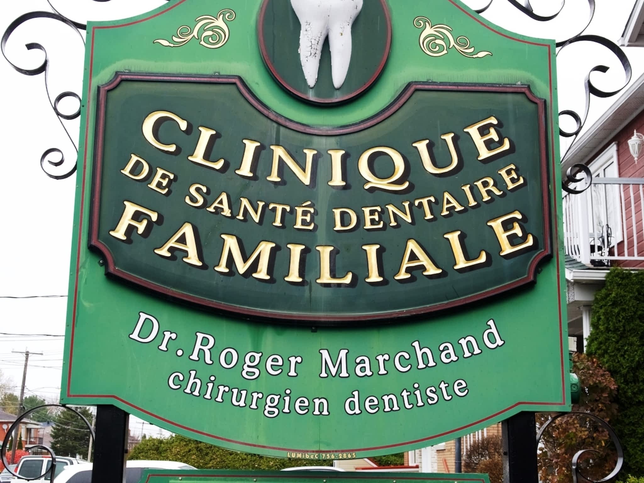 Clinique Dentaire Roger Marchand  NotreDamedesPrairies, QC  107