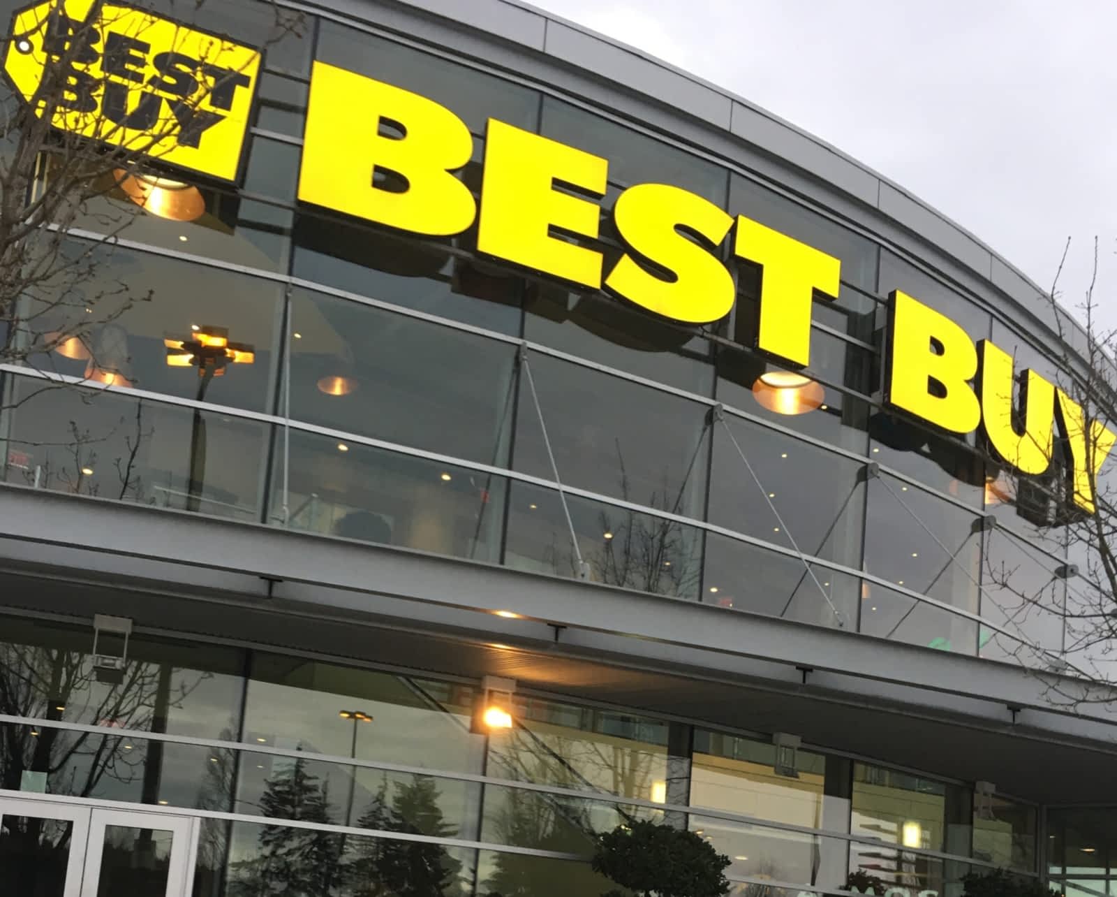 Best Buy Mobile Opening Hours 21082929 Hwy, Coquitlam, BC