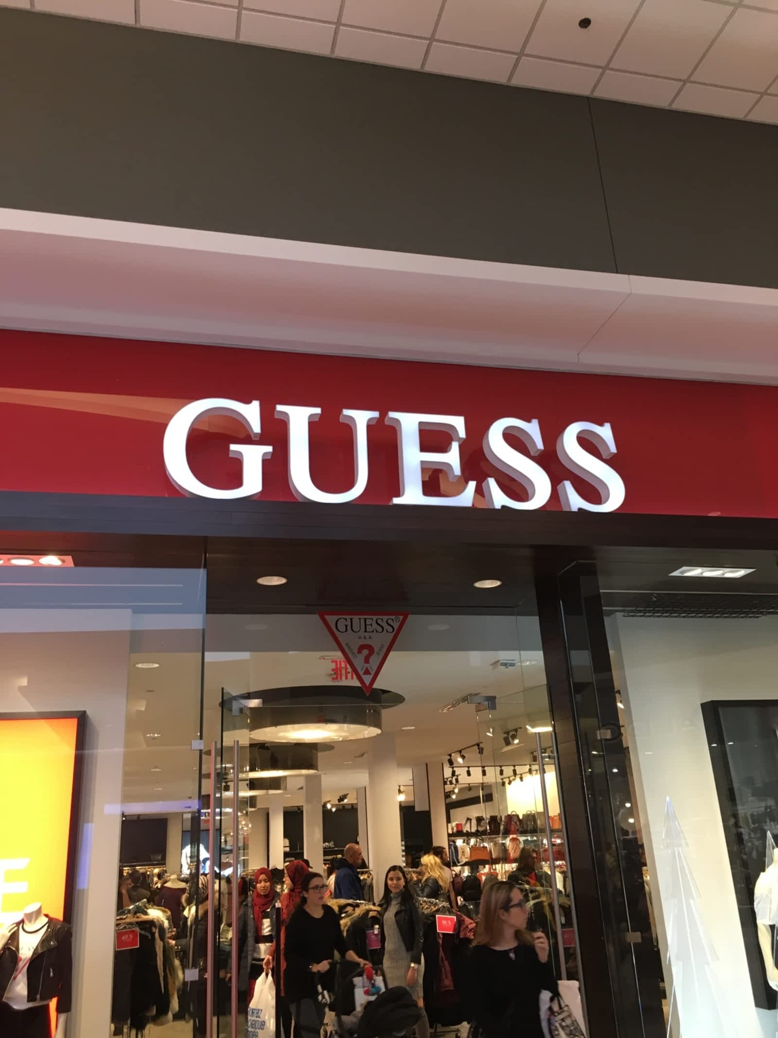 magasins guess