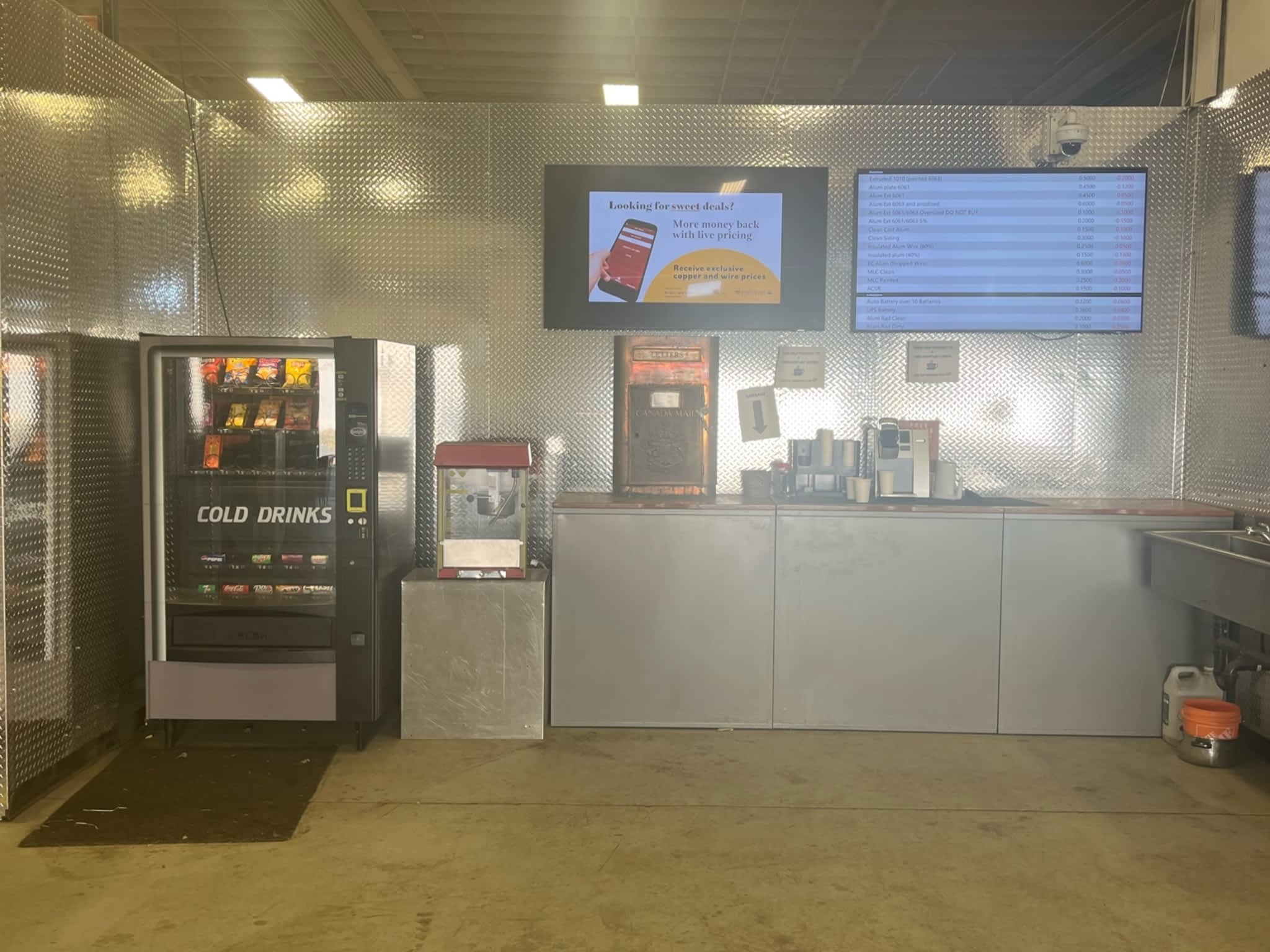 photo Bare Wire Recycling Calgary