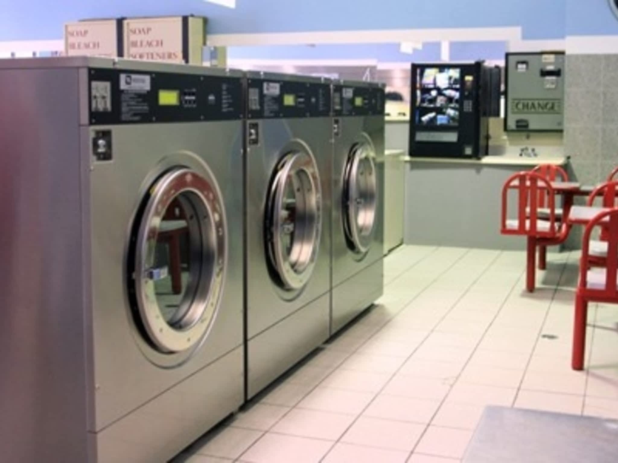 24 hour laundromat near me st