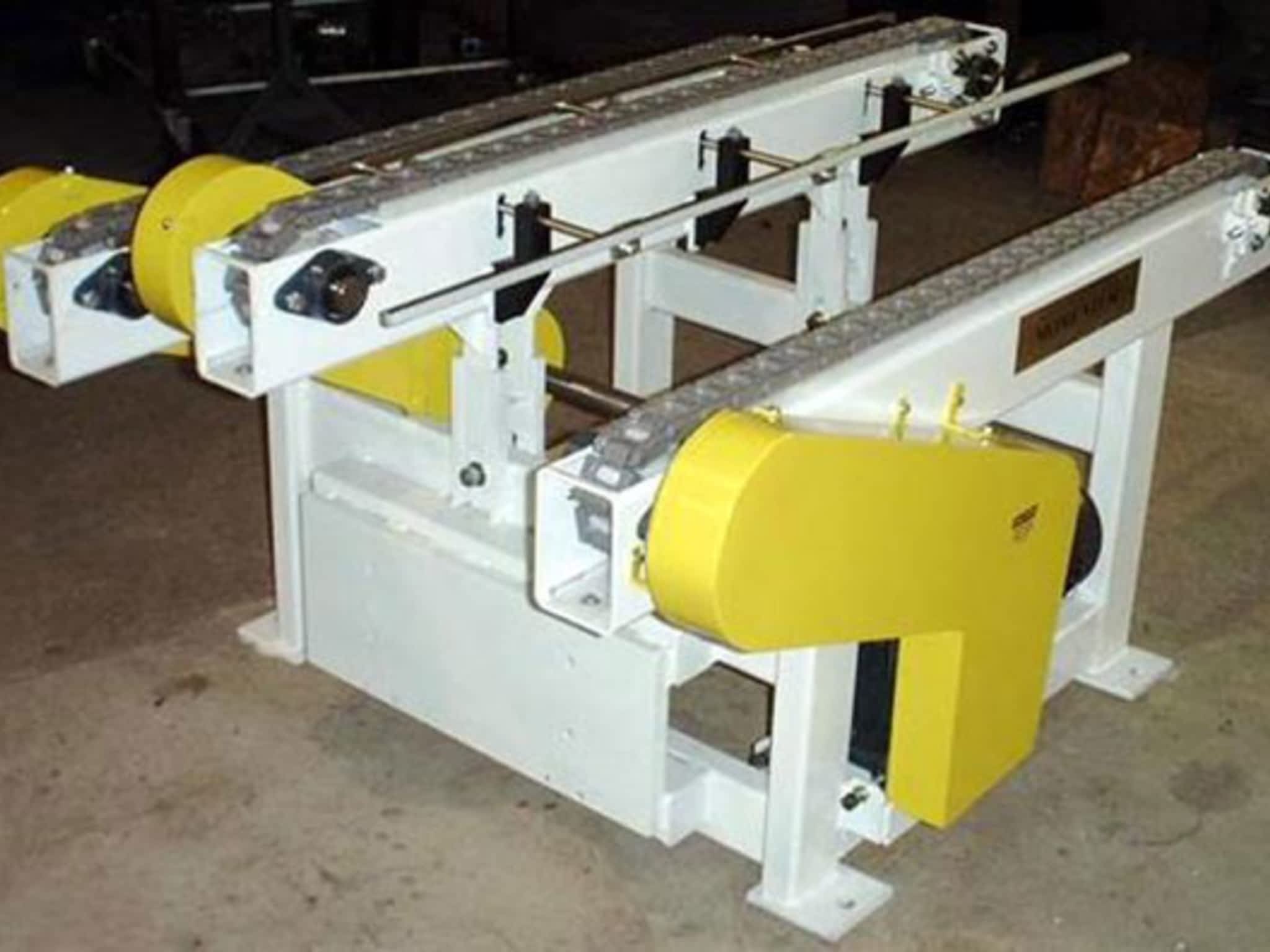 photo Momentum Conveyors