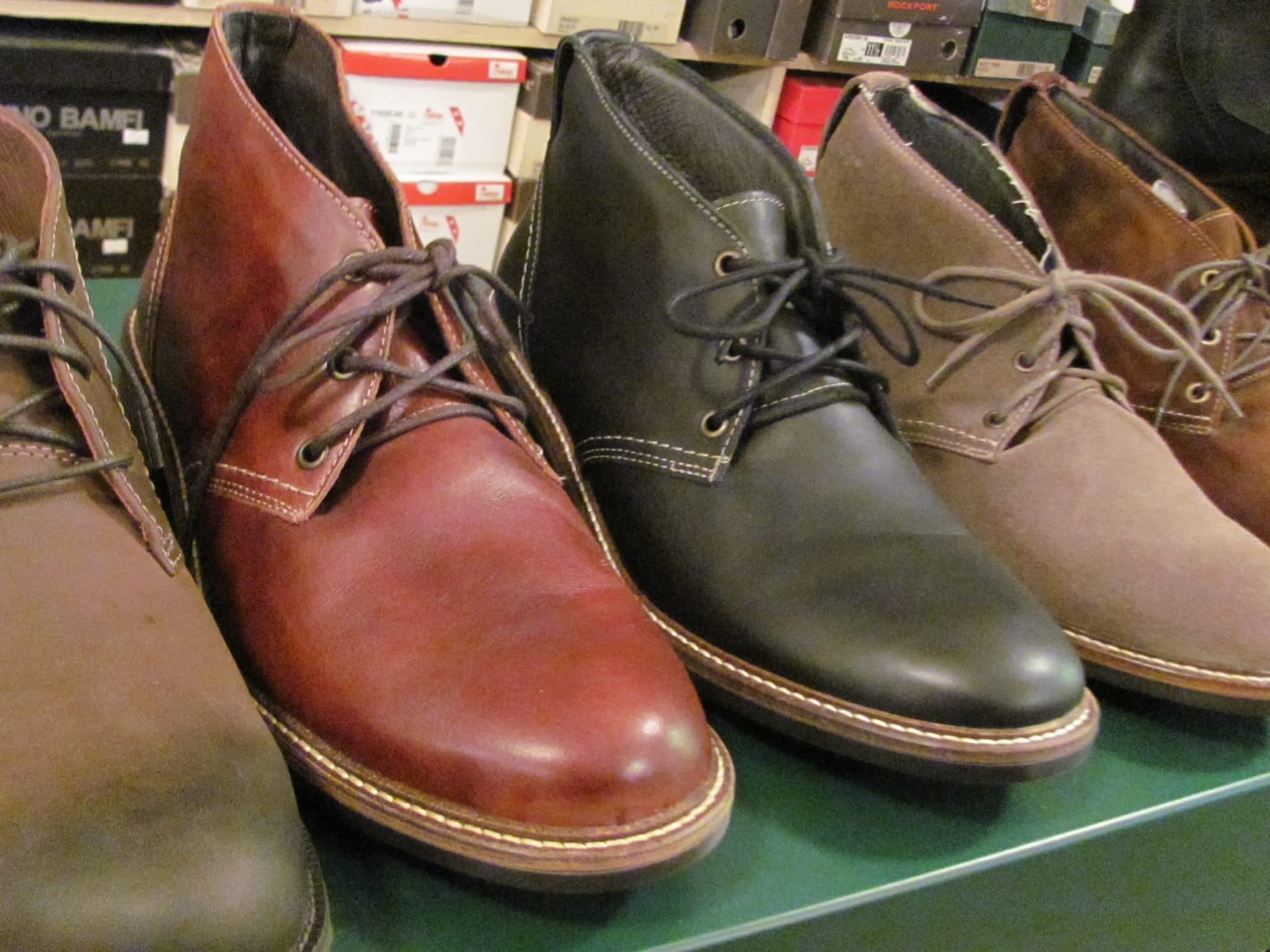 Kennell's Shoes Limited Kamloops, BC 249 Victoria St Canpages