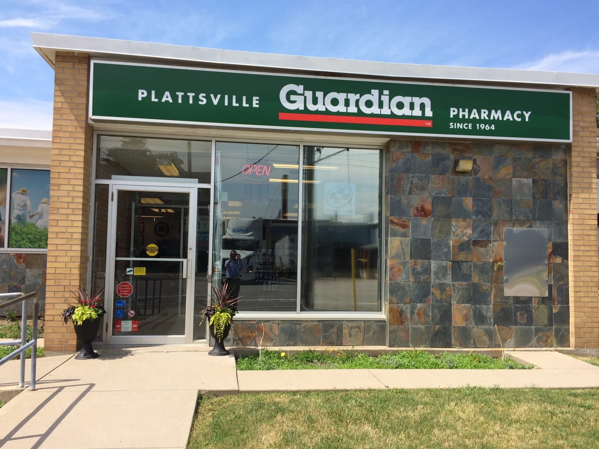 photo Plattsville Guardian Pharmacy