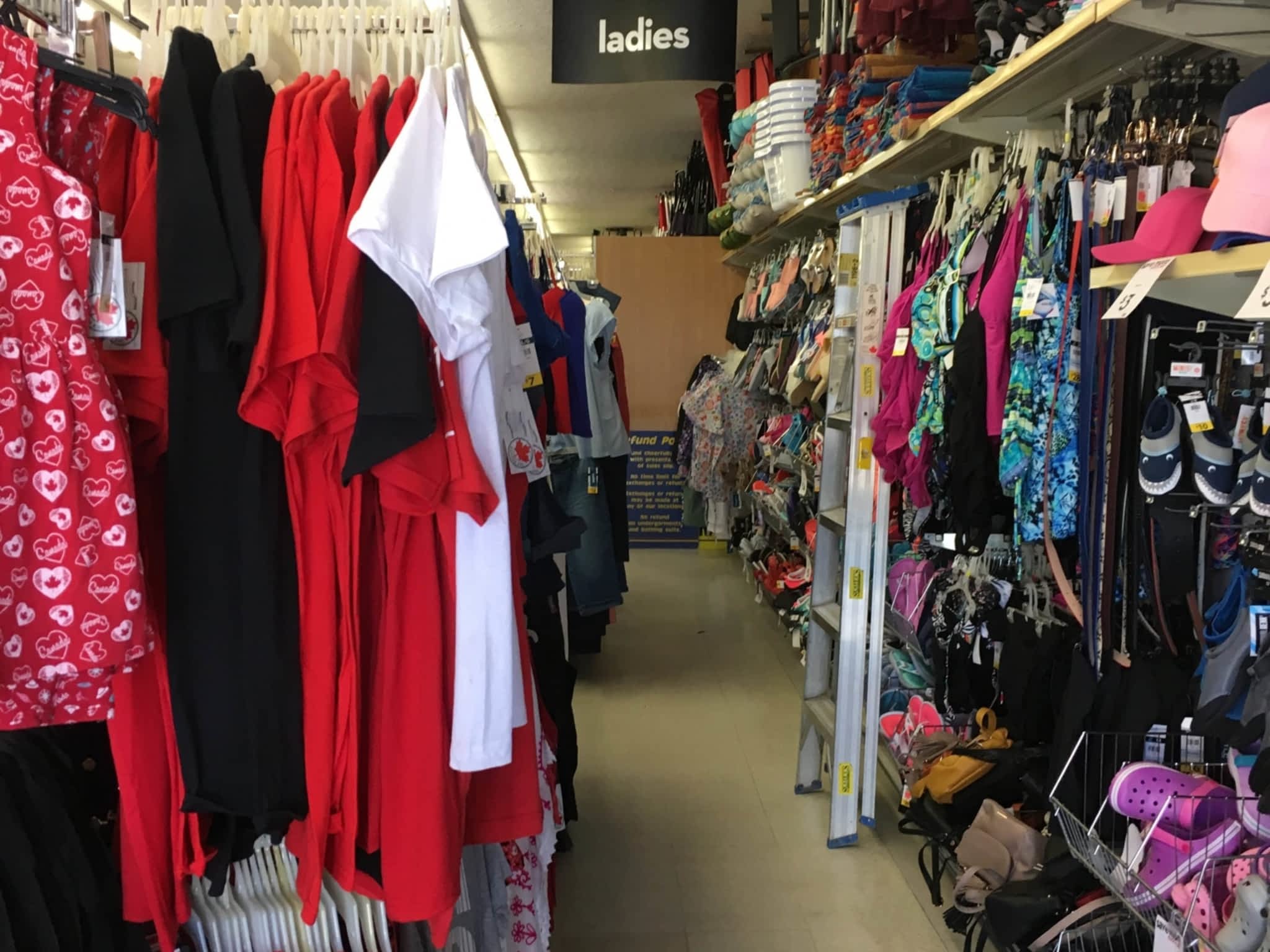 photo Scott's Discount Store