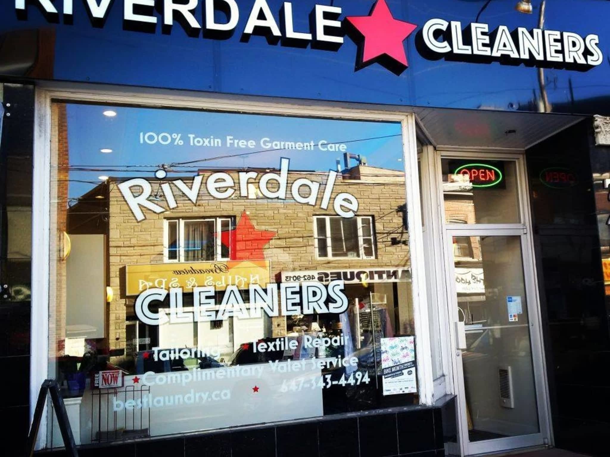 photo Riverdale Cleaners