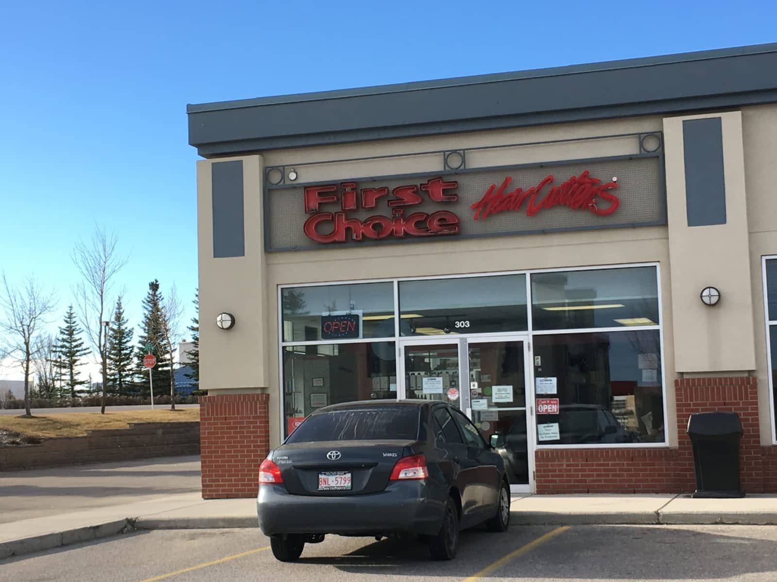First Choice Haircutters 3032555 32 St NE, Calgary, AB