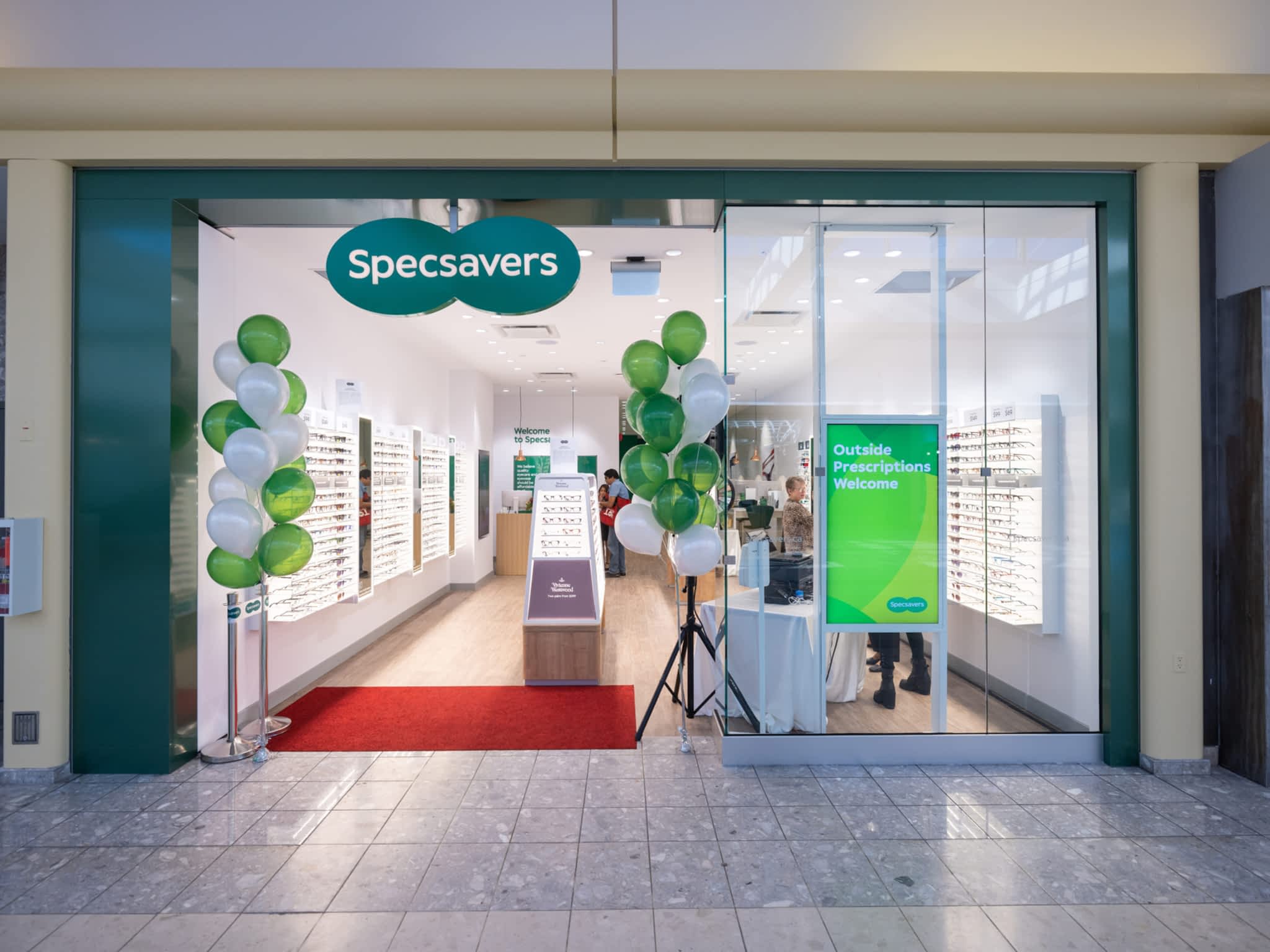 photo Specsavers Mill Woods Town Centre
