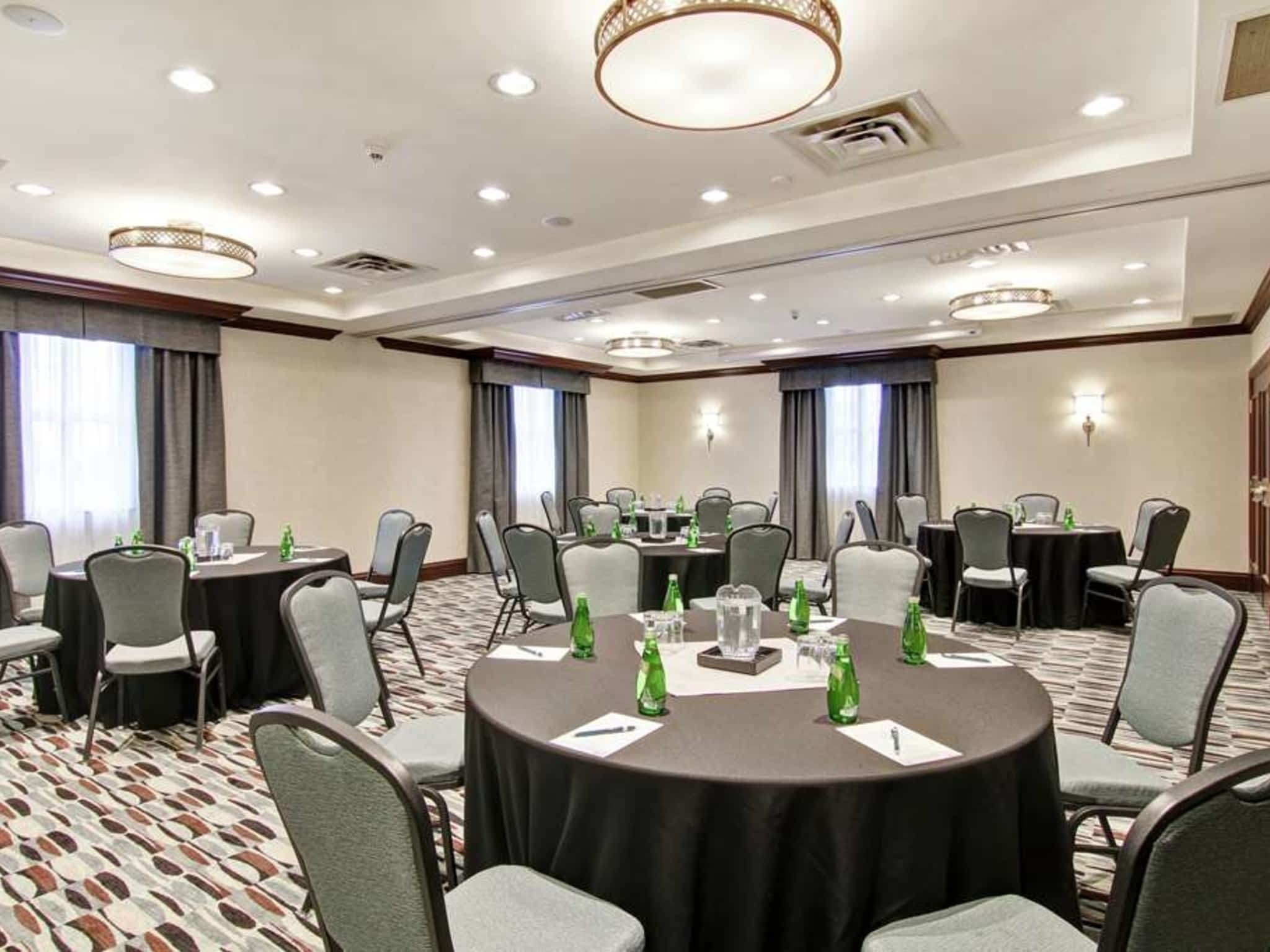 photo Homewood Suites by Hilton Toronto-Oakville