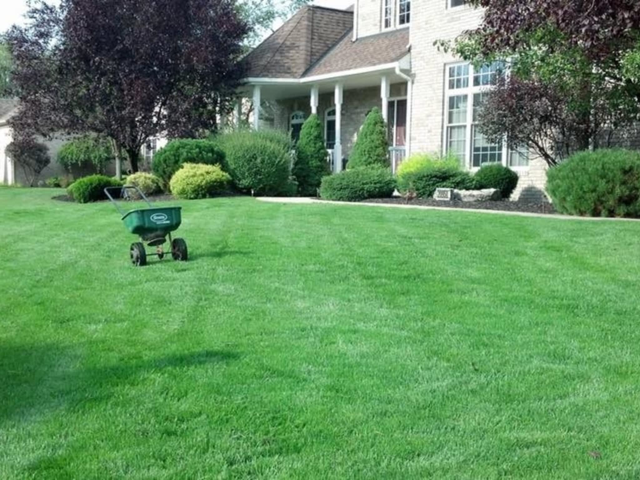 photo The Lawn Barber