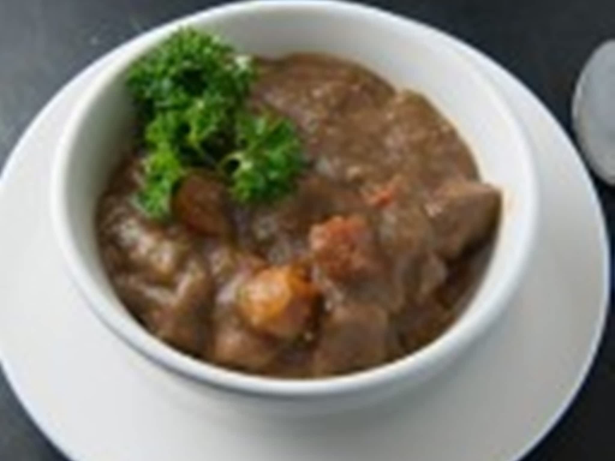 photo Mae's Elite Foods & Catering Inc