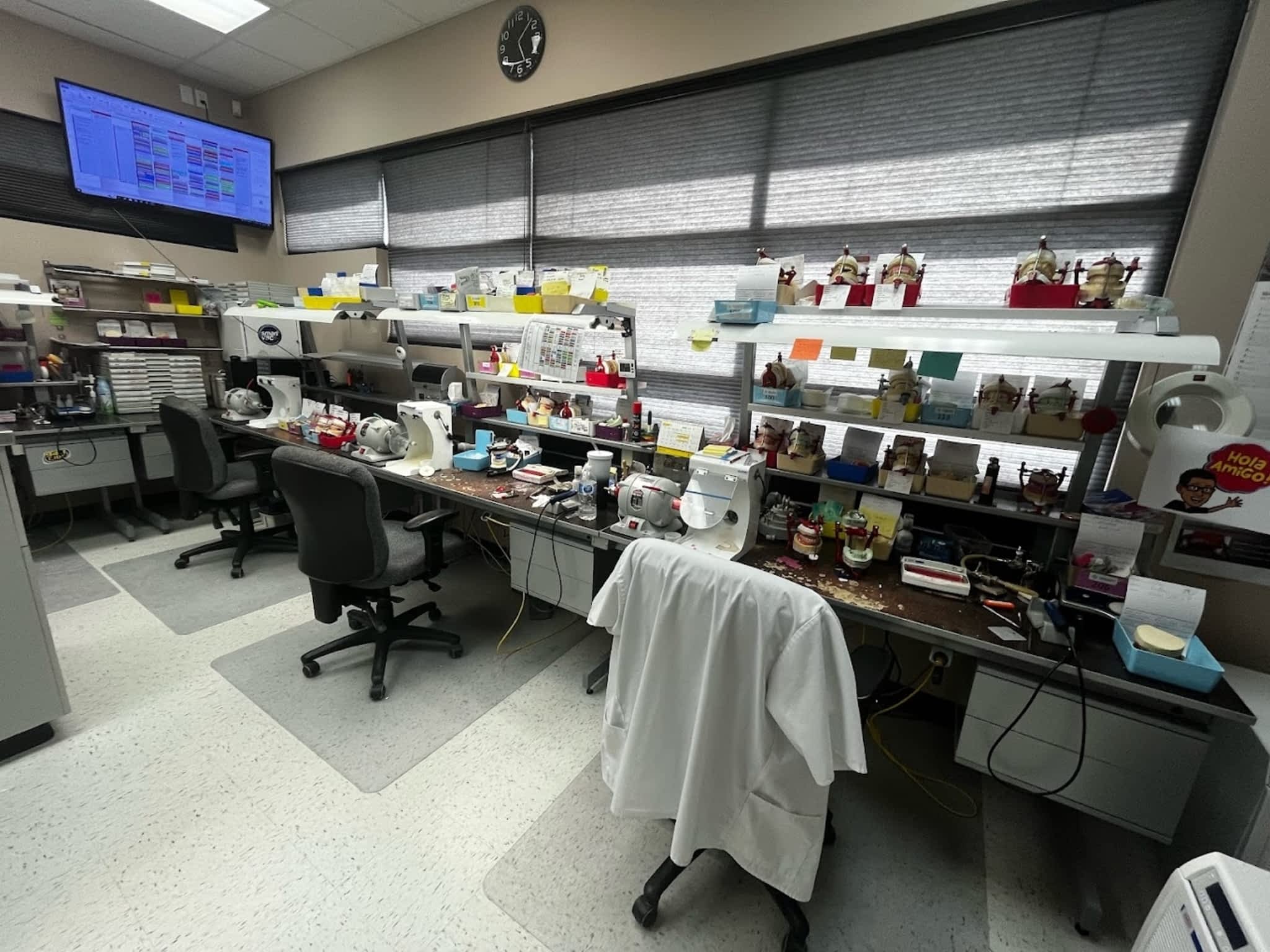 photo Advanced Technique Denture & Implant Solutions