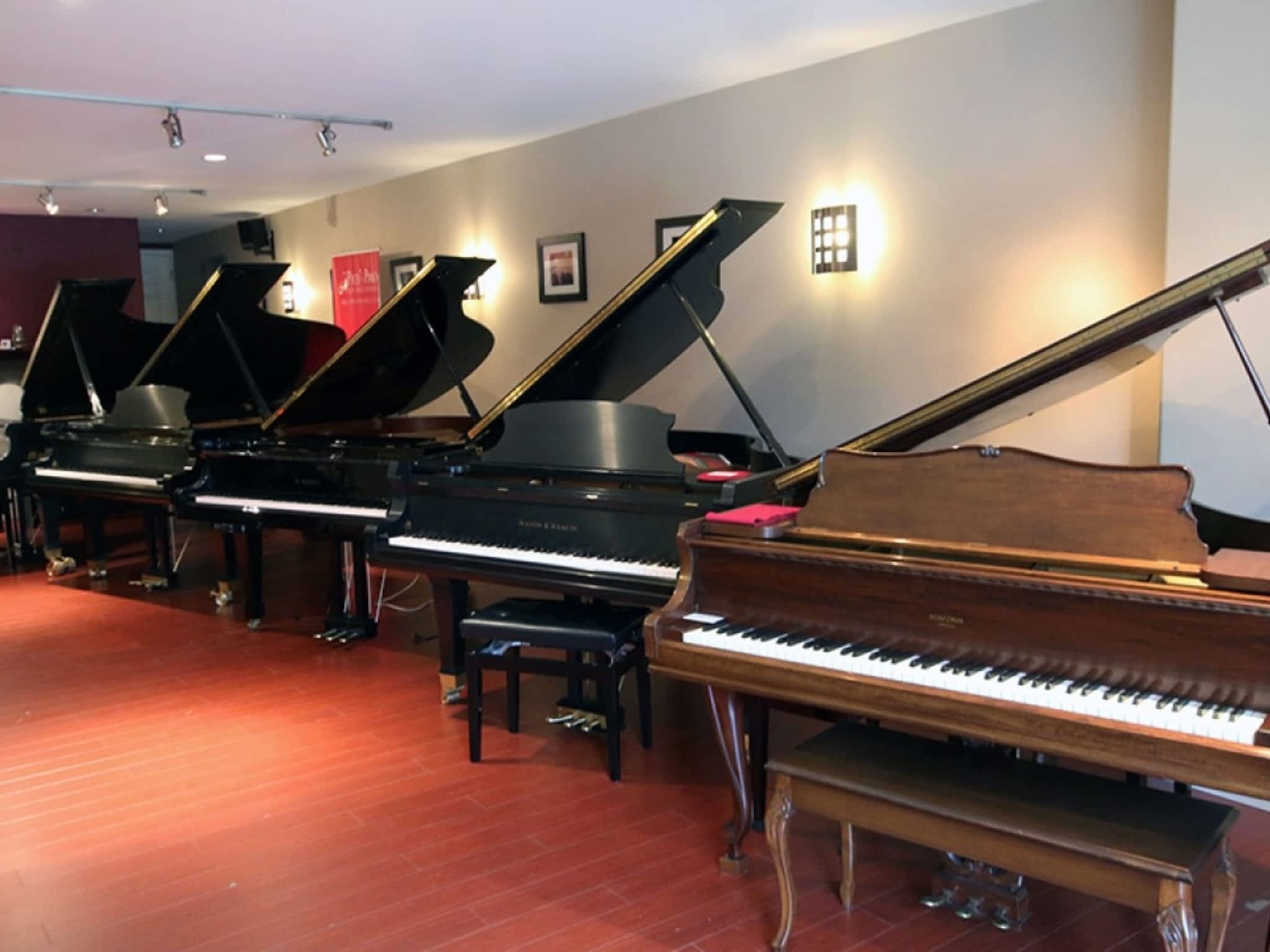 photo Pacey's Pianos Ltd