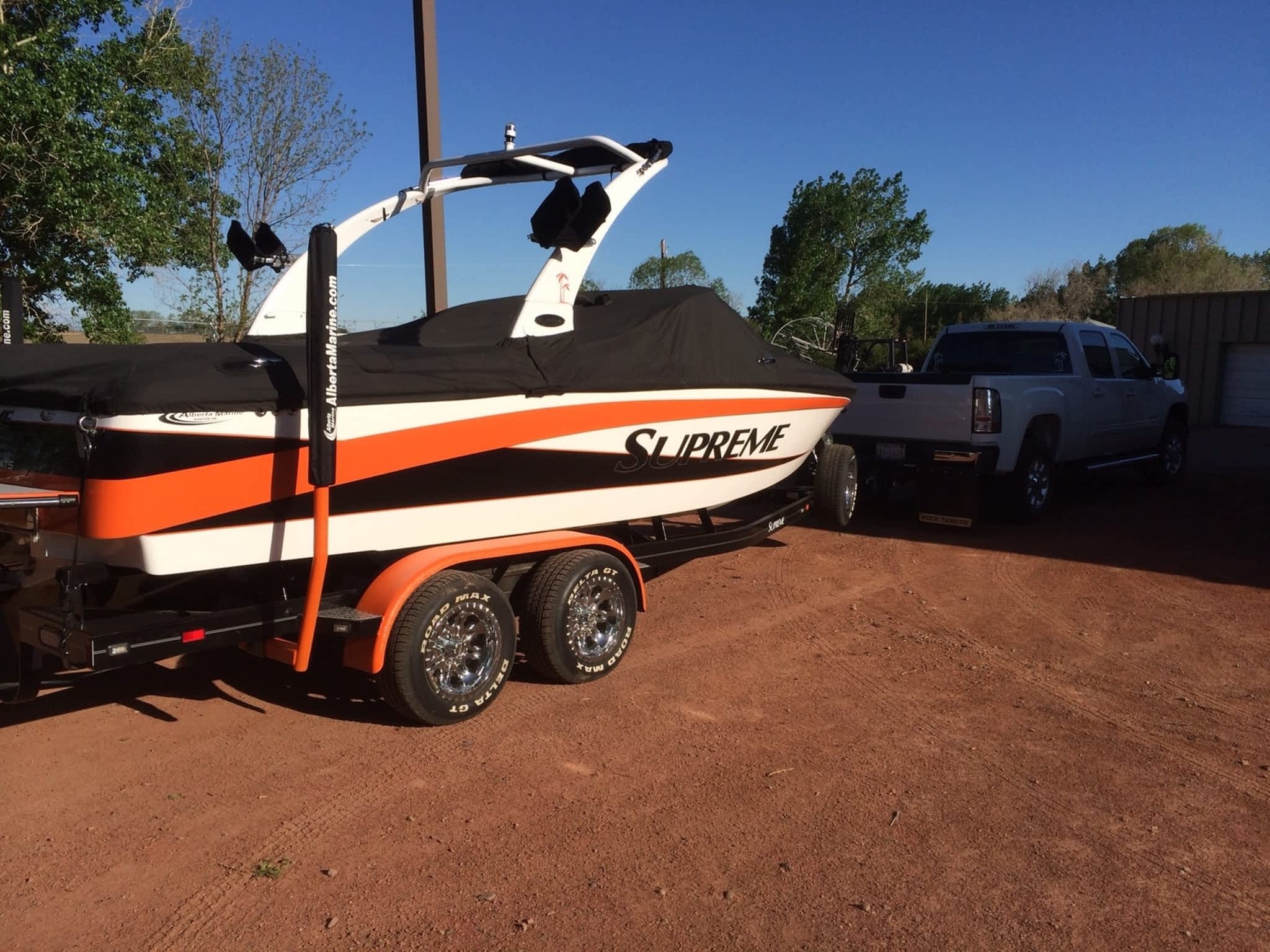 photo Armadillo Coatings Lethbridge