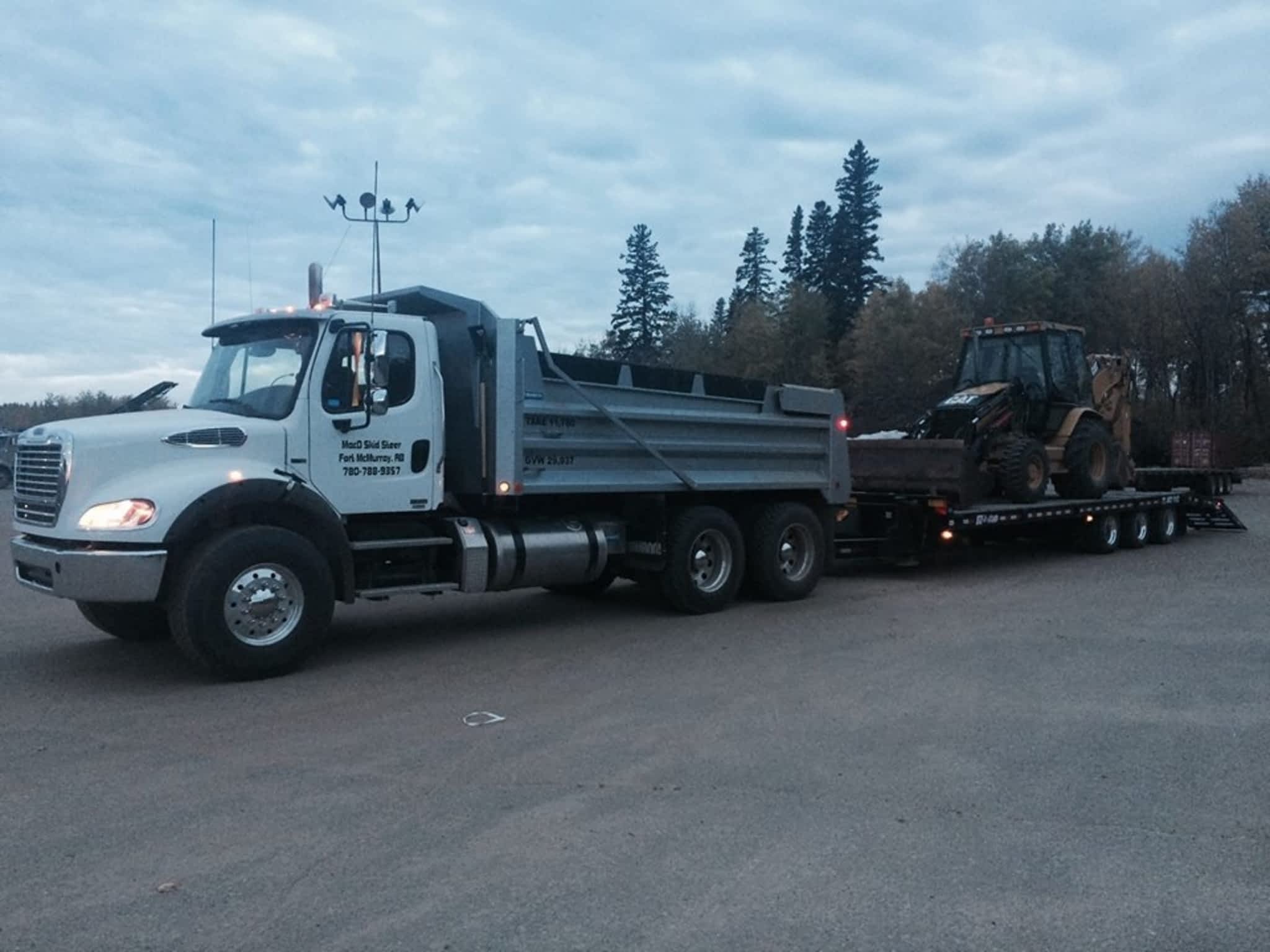 photo MacD Skid Steer