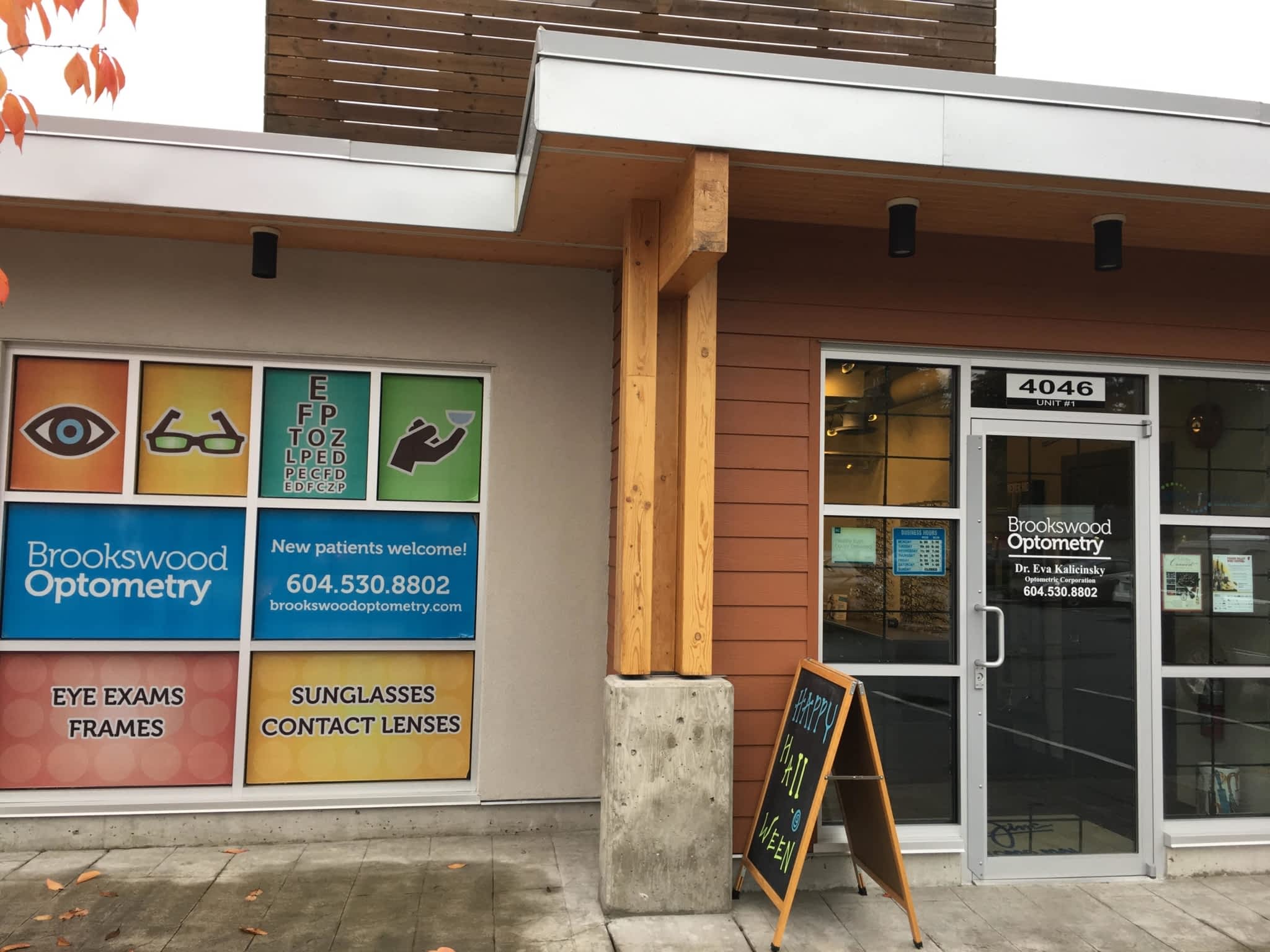 photo Brookswood Optometry