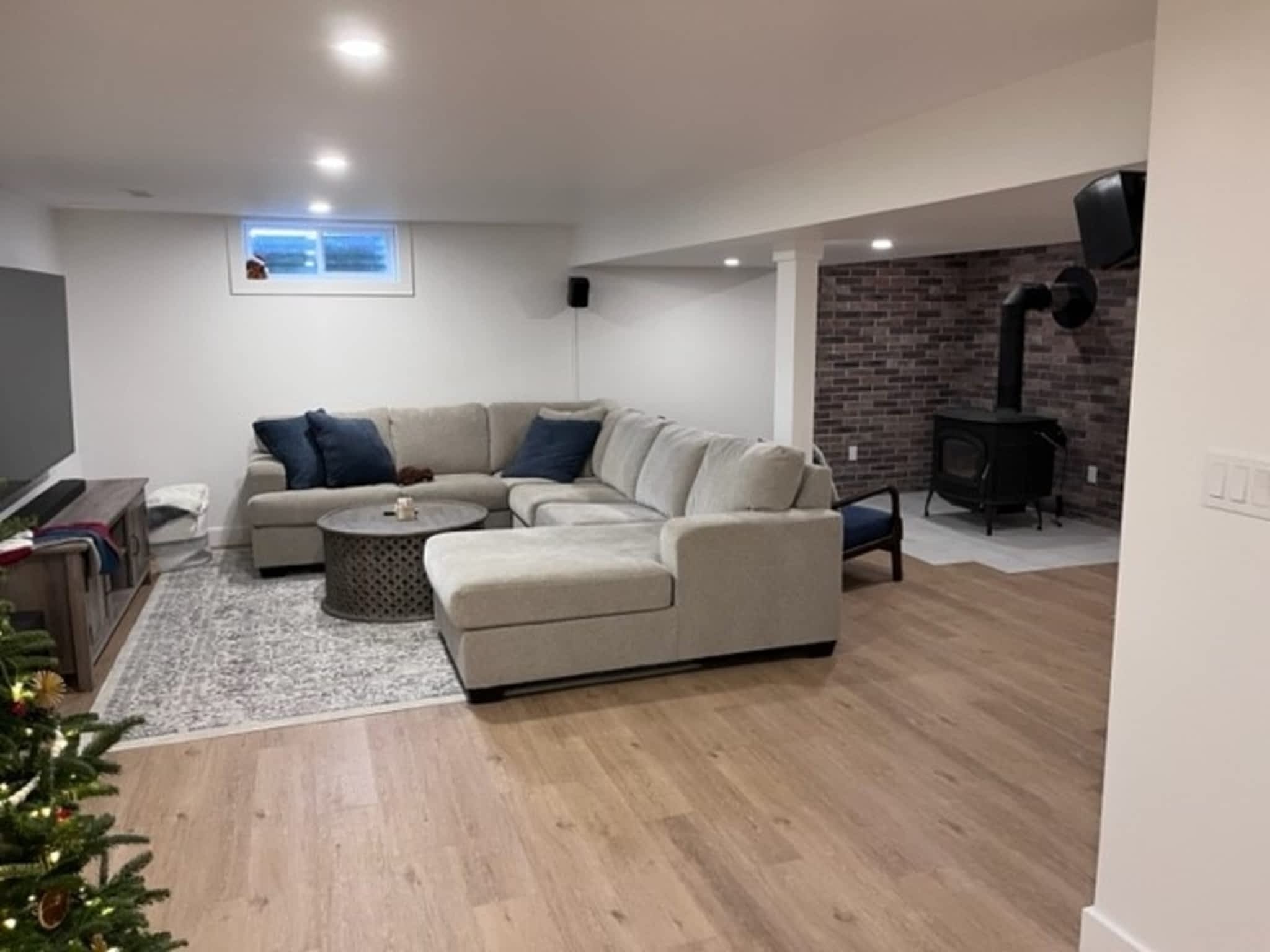 photo Cody Lewis Carpentry