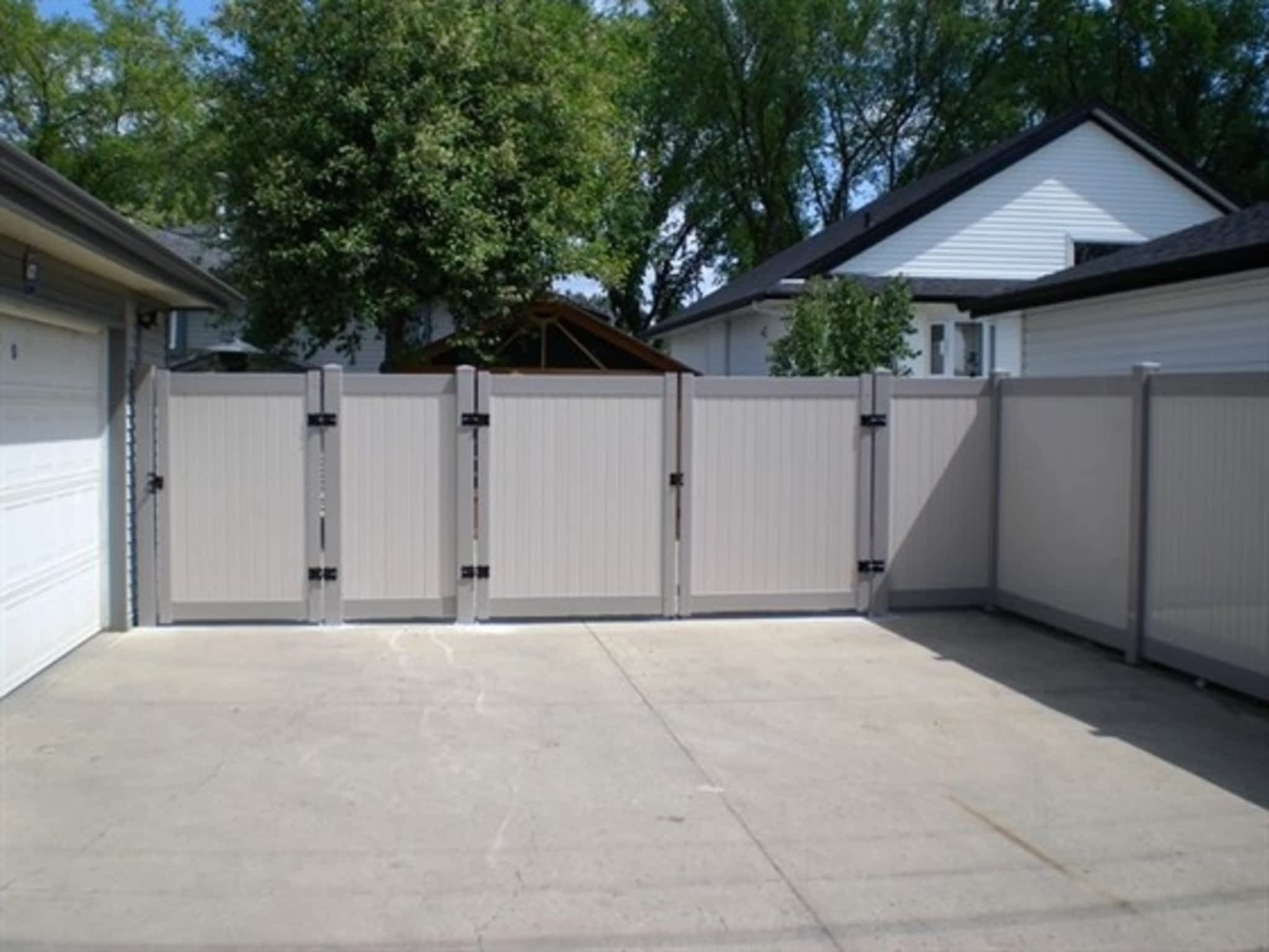 photo Double J R C Fencing