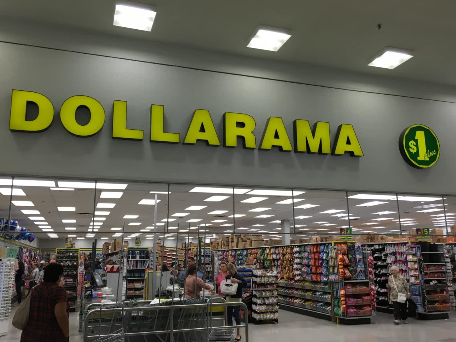 Dollarama Opening Hours 2962 ch Remembrance, Lachine, QC