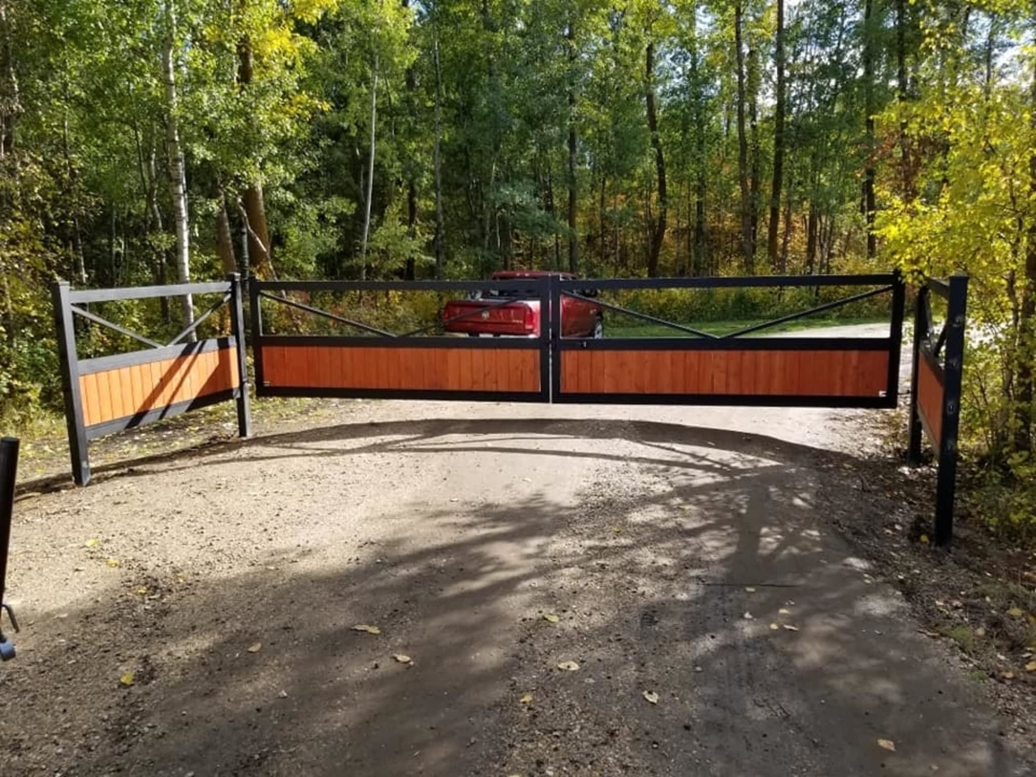 photo Alberta Gate & Fence