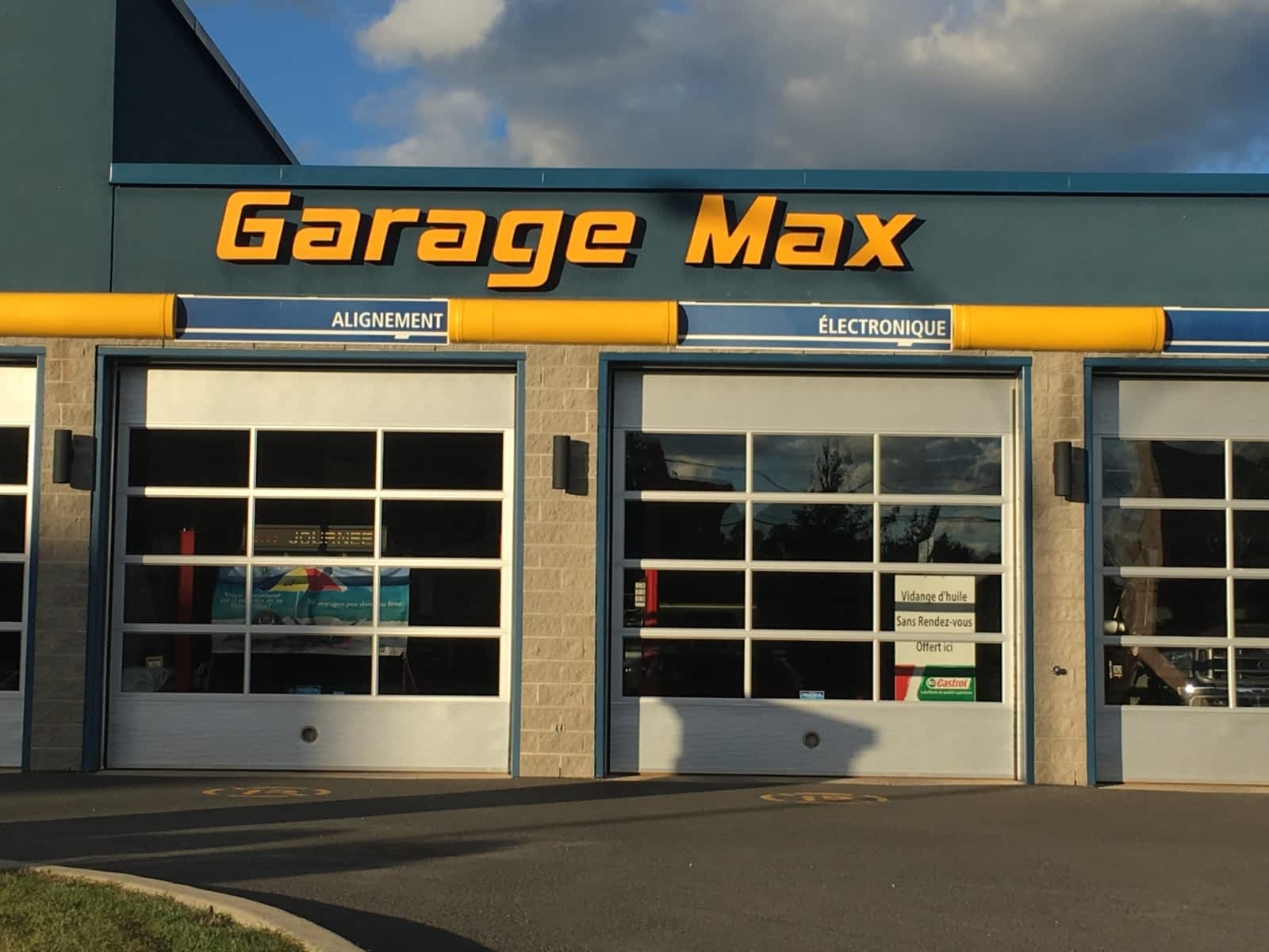 Garage Max Enr 5960 Boul Grande Allee Saint Hubert Qc