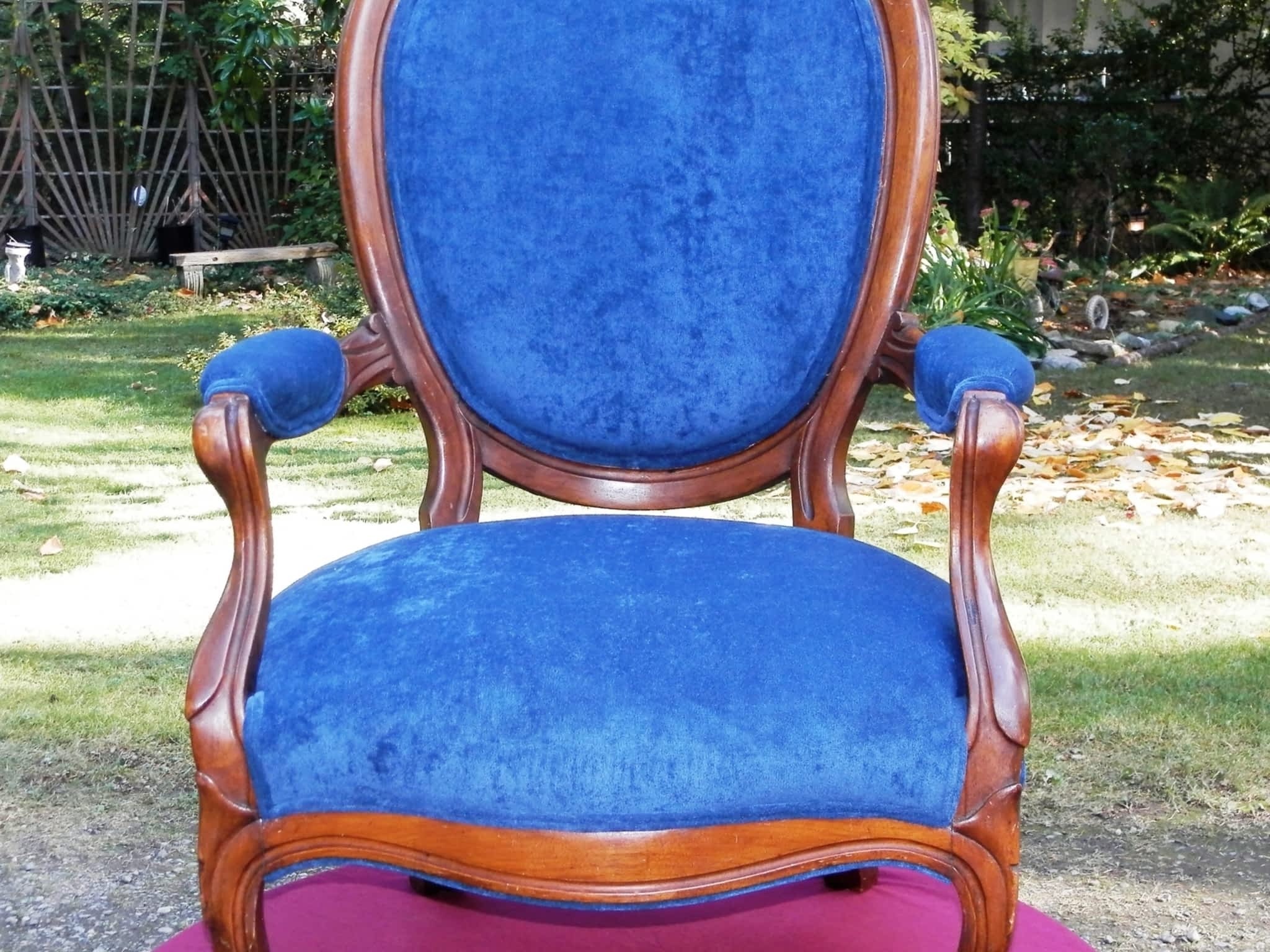 photo Shade Tree Upholstery