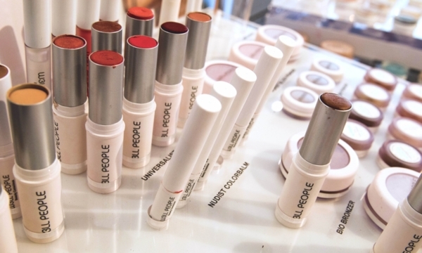 Where to find organic makeup and beauty products in Toronto