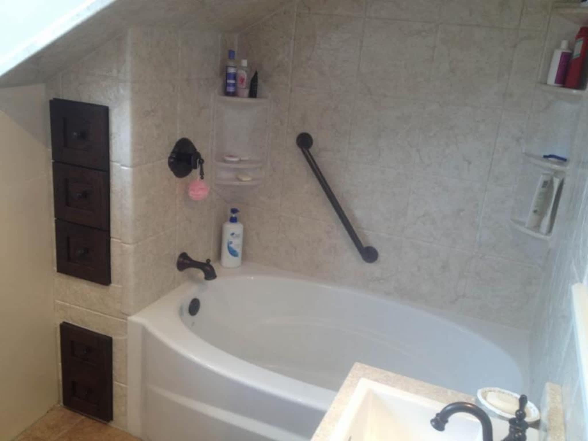 photo Ultimate Bath Systems