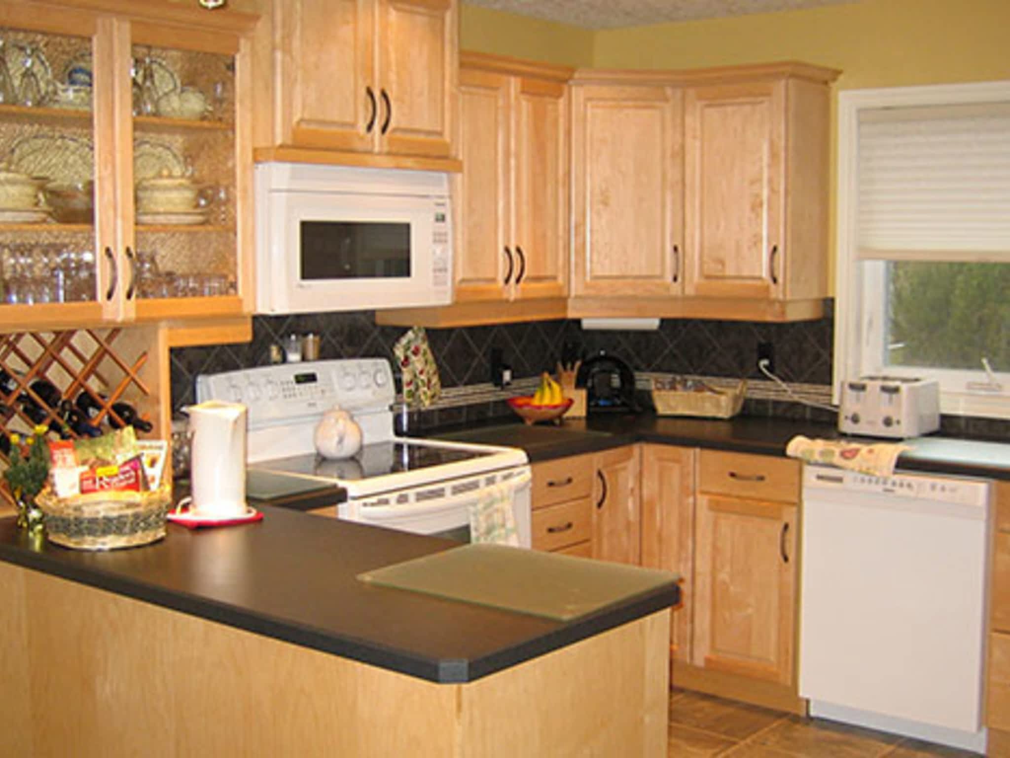 photo Canadian Home Renovations Ltd