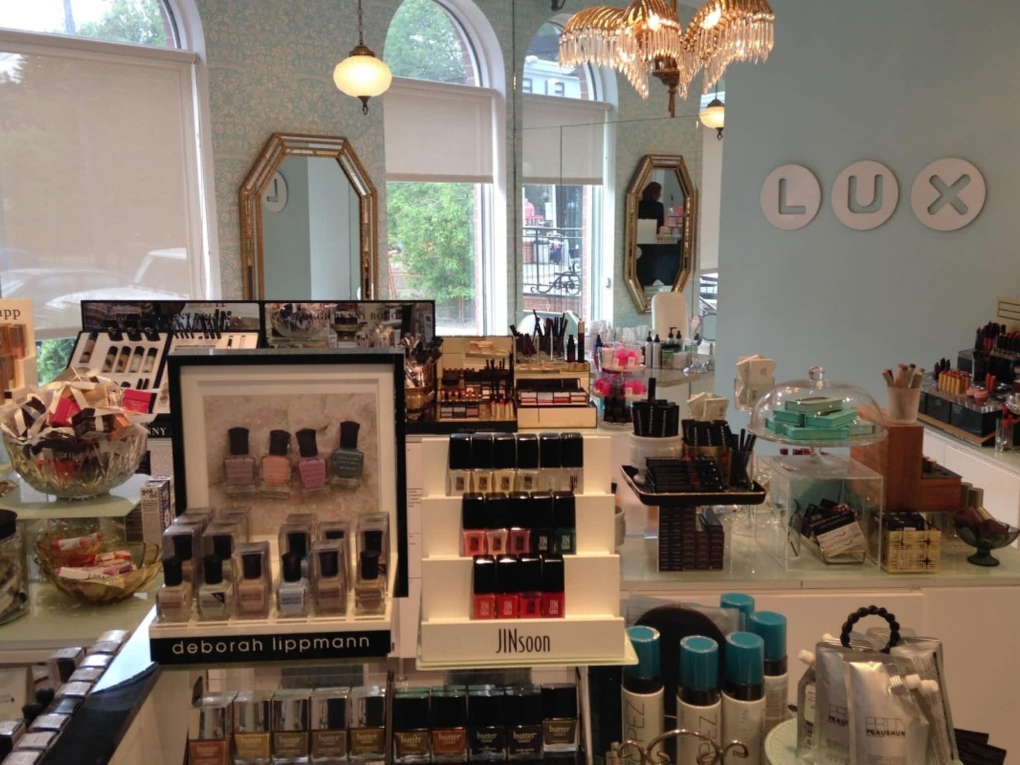 photo Lux Beauty Boutique