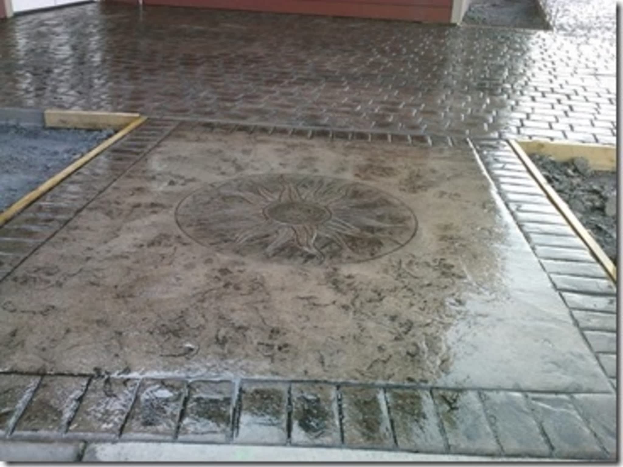 photo Crossroads Stamped Concrete Vancouver