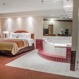 Comfort Inn Opening Hours 8330 Woodbine Ave Markham On