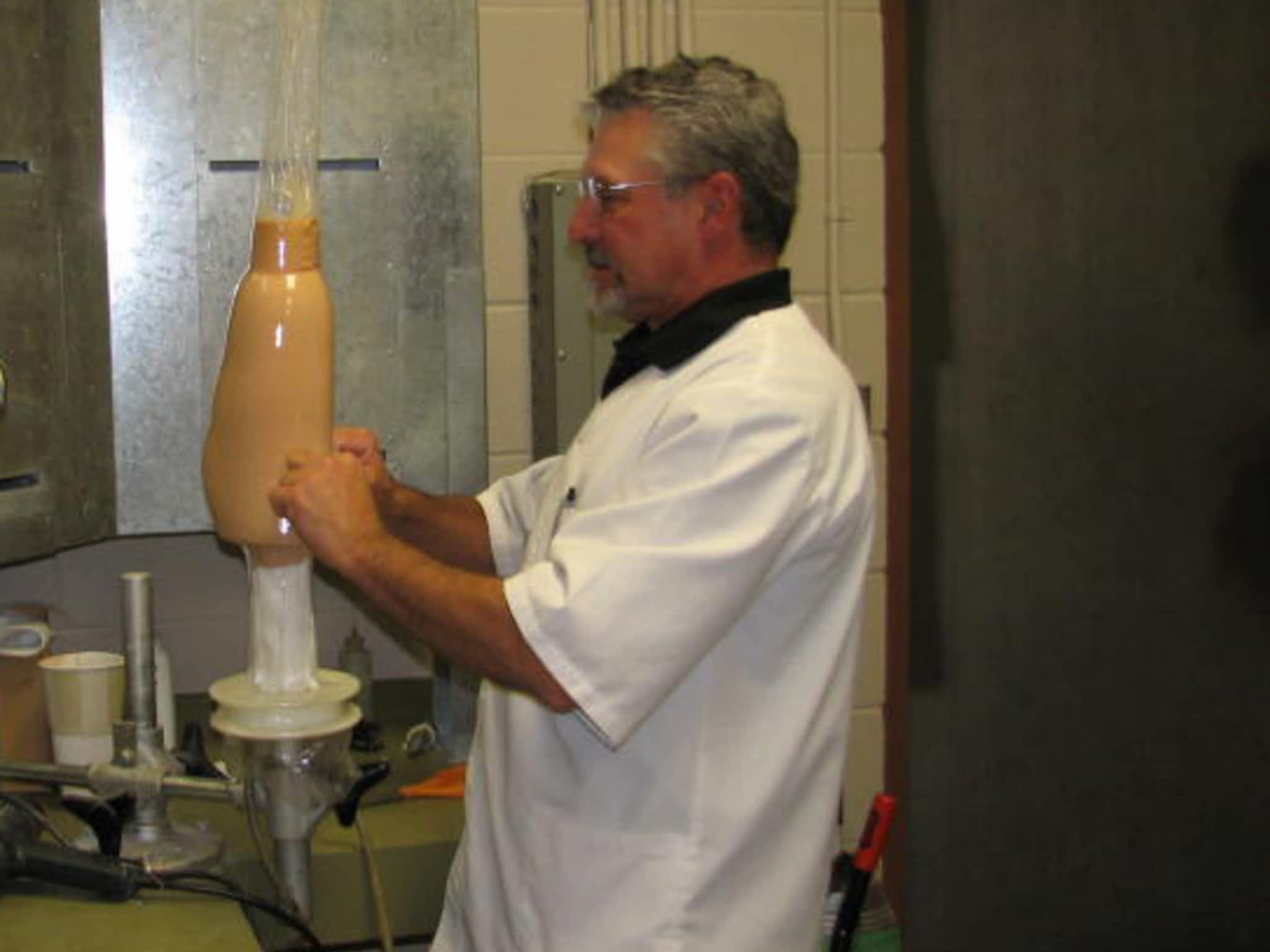 photo Edmonton Prosthetic Services Inc