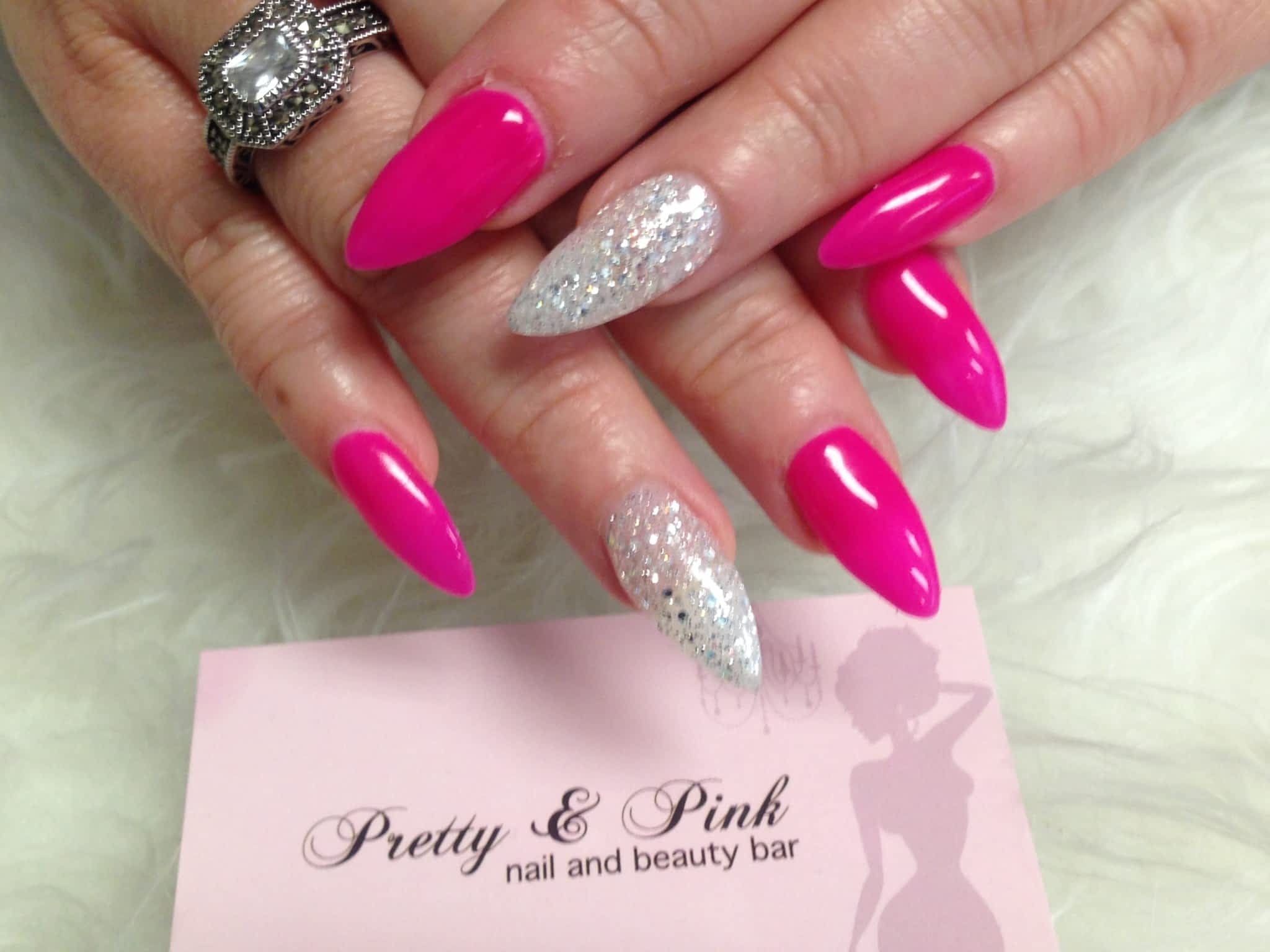 photo Pretty & Pink Nail and Beauty Bar