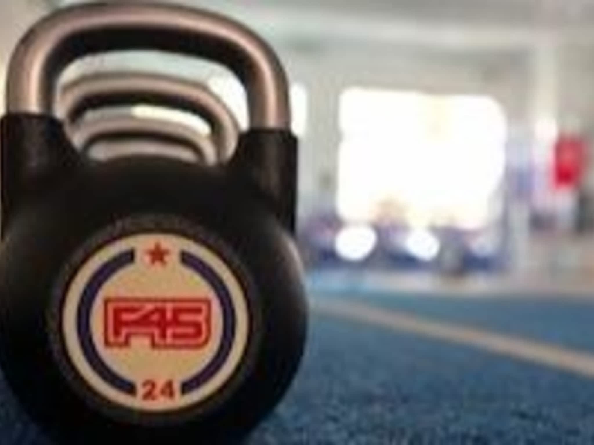 photo F45 Training Calgary Kensington