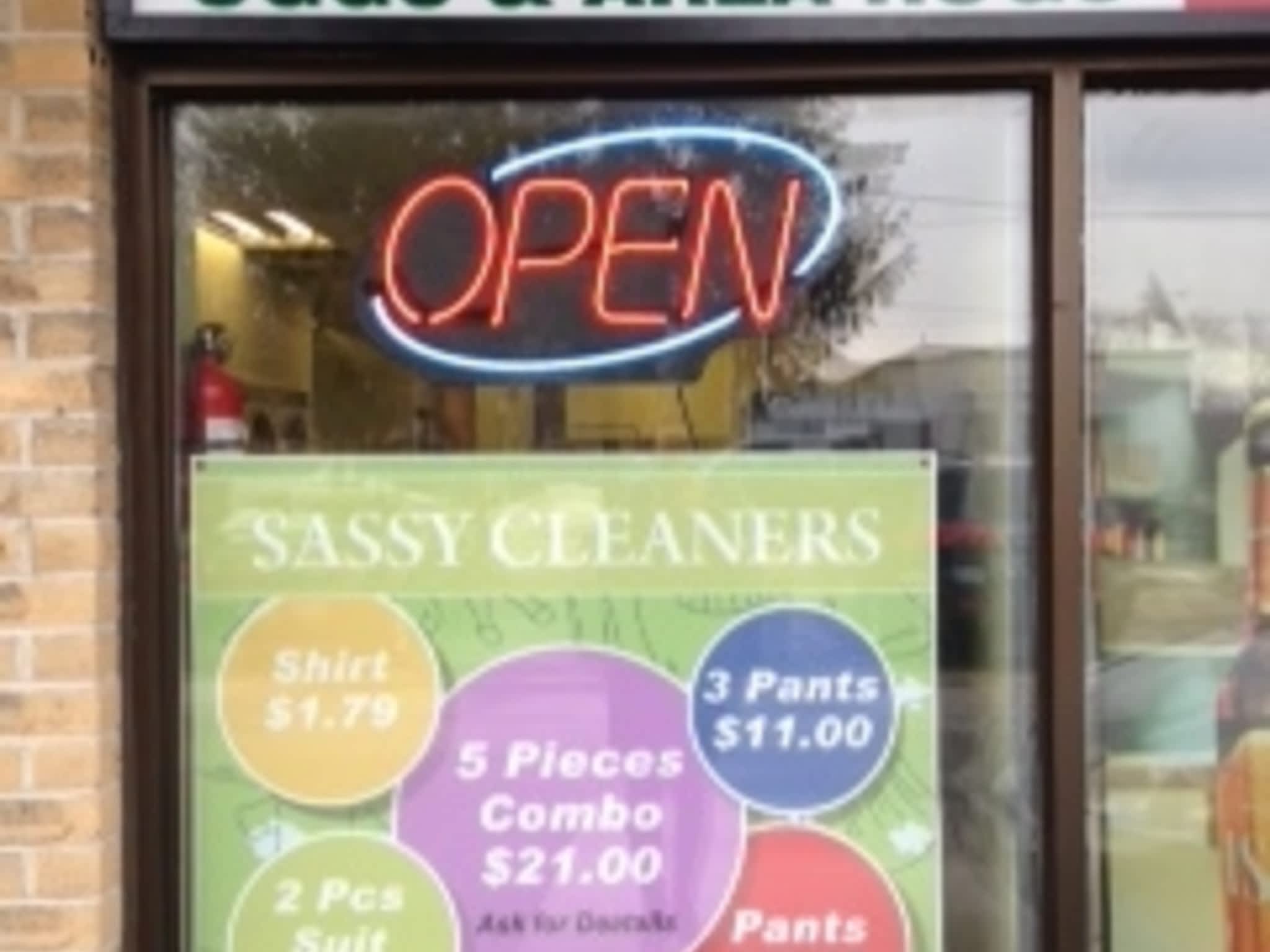 photo Sassy Coin Laundry & Cleaners