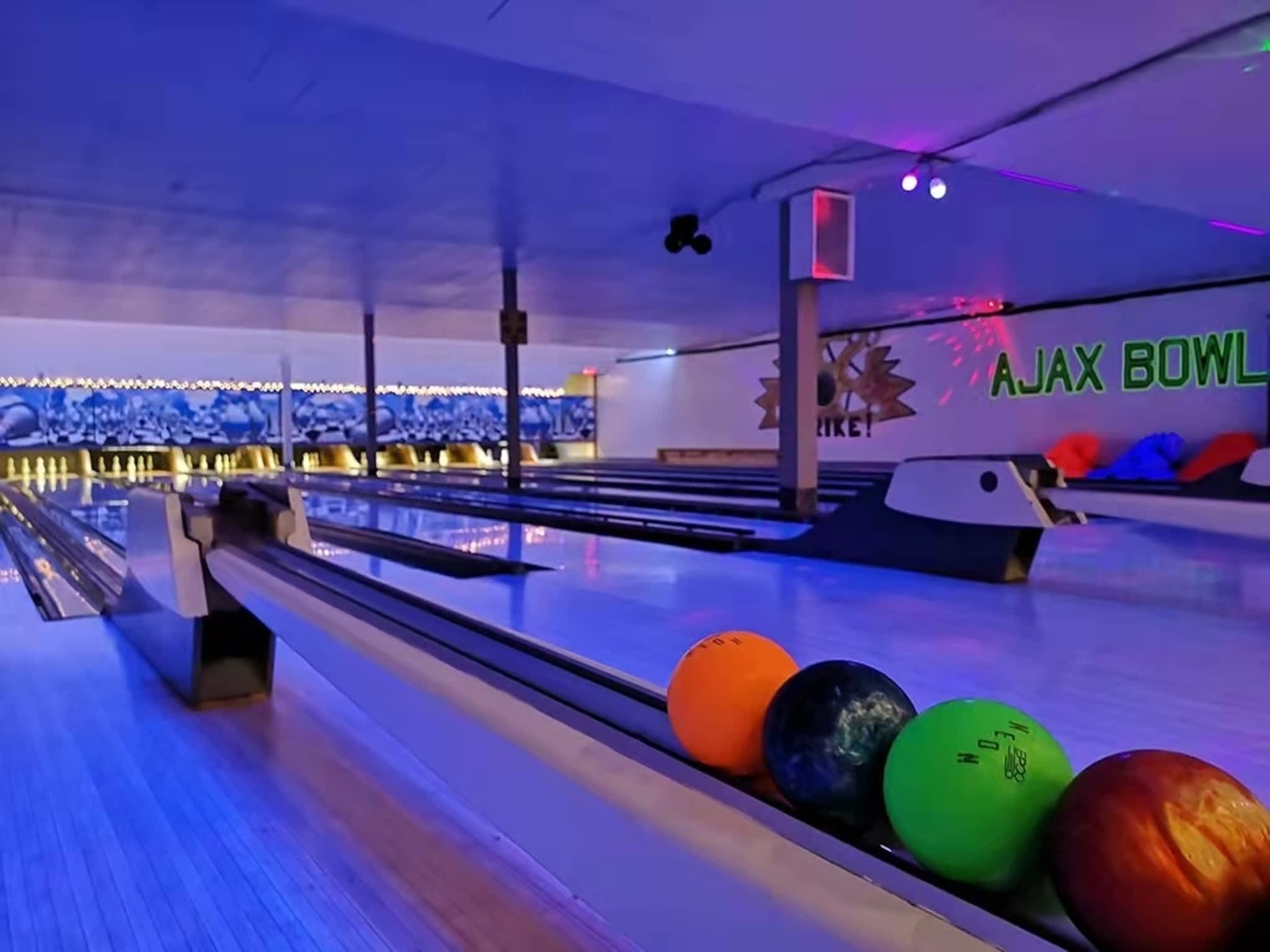 photo Ajax 5 pin Bowling Centre