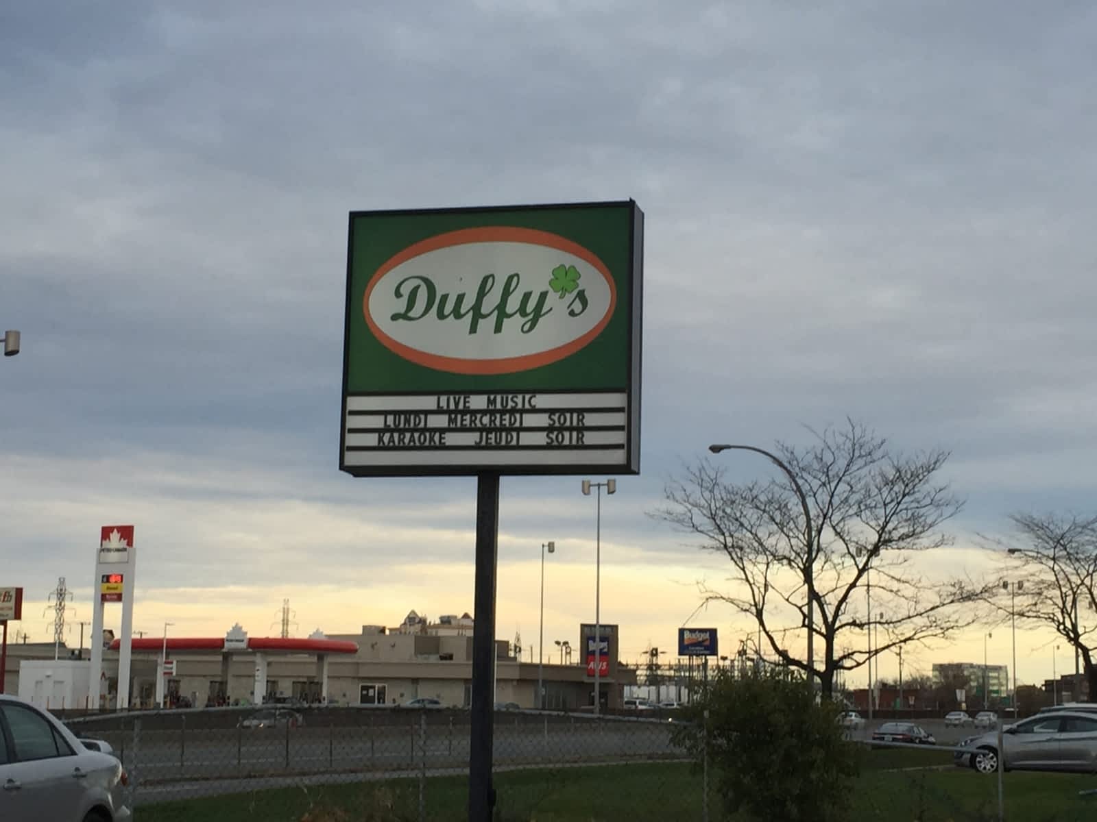 Duffy's Menu, Hours & Prices 1060, ch Herron, Dorval, QC