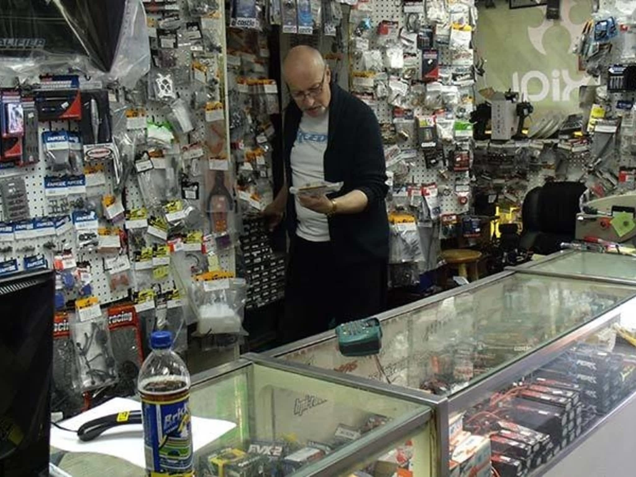 photo Avalon Hobbies & Gifts