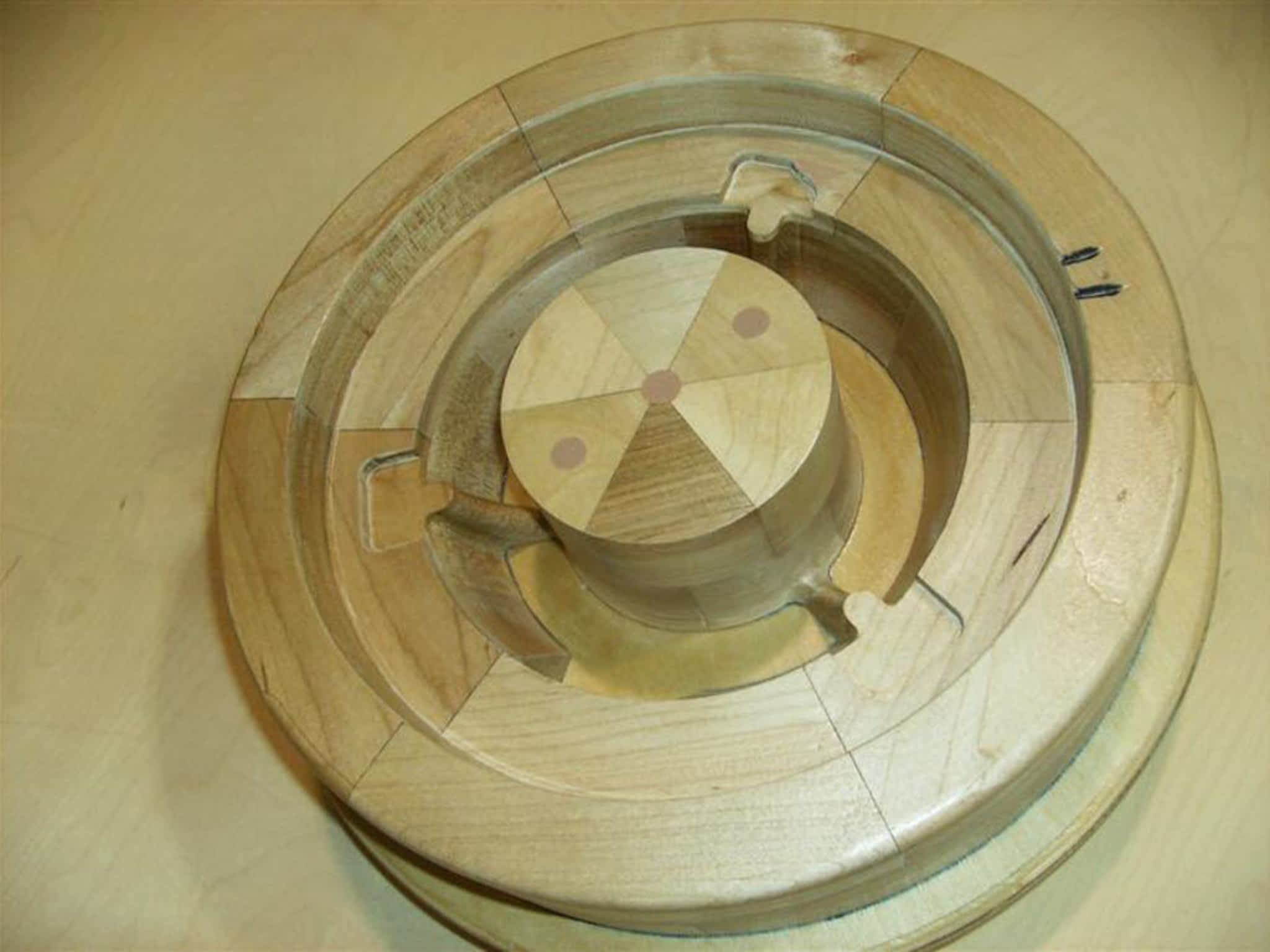 photo Lismould Patterns Inc