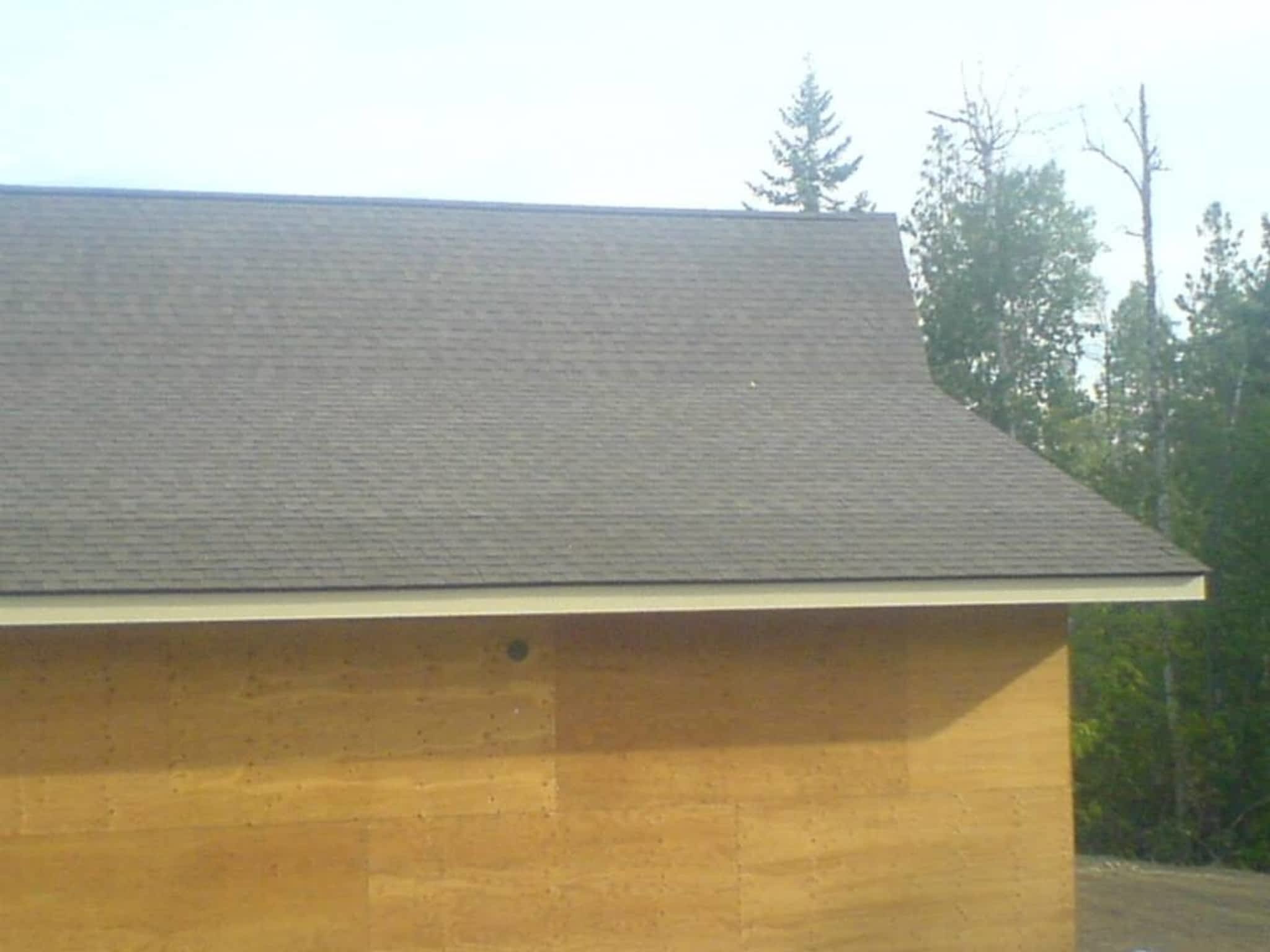 photo RubiX Roofing & Contracting