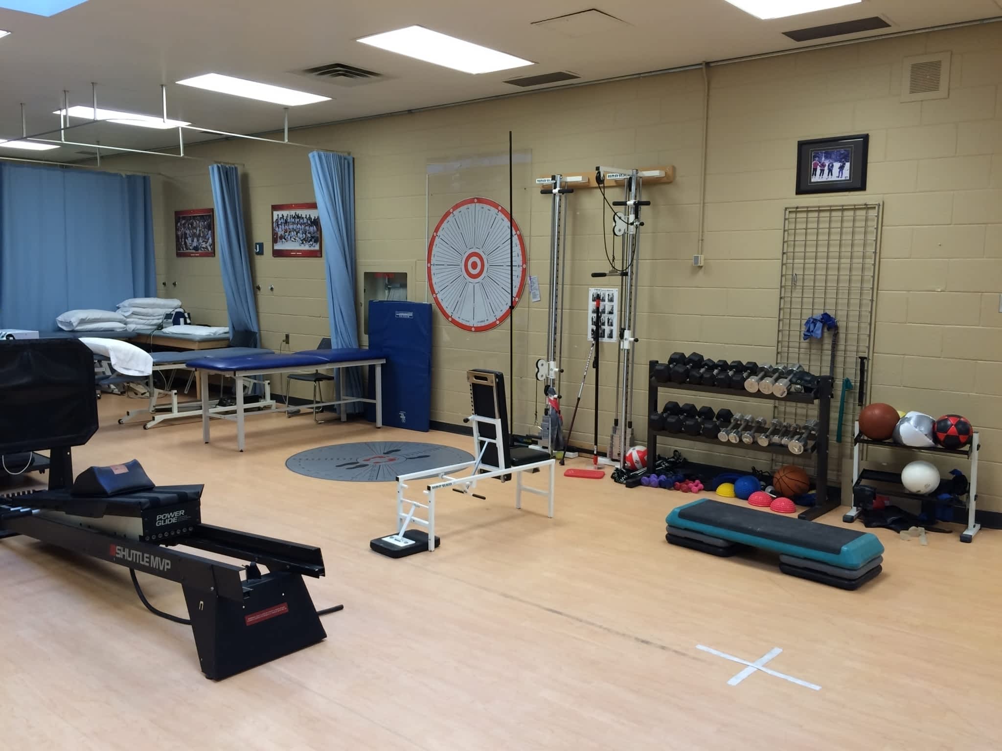 photo Athlete's Care Sports Medicine Centres - York University - Toronto Track & Field Centre