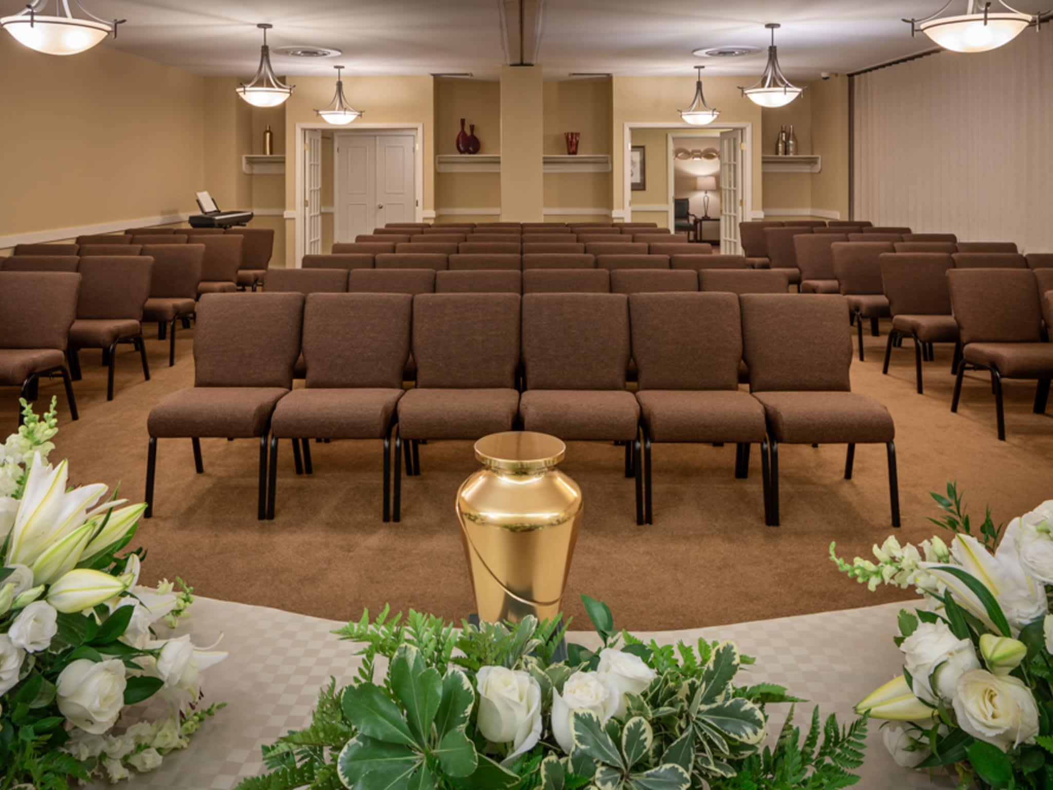 photo Gordon F. Tompkins Funeral Home - Central Chapel