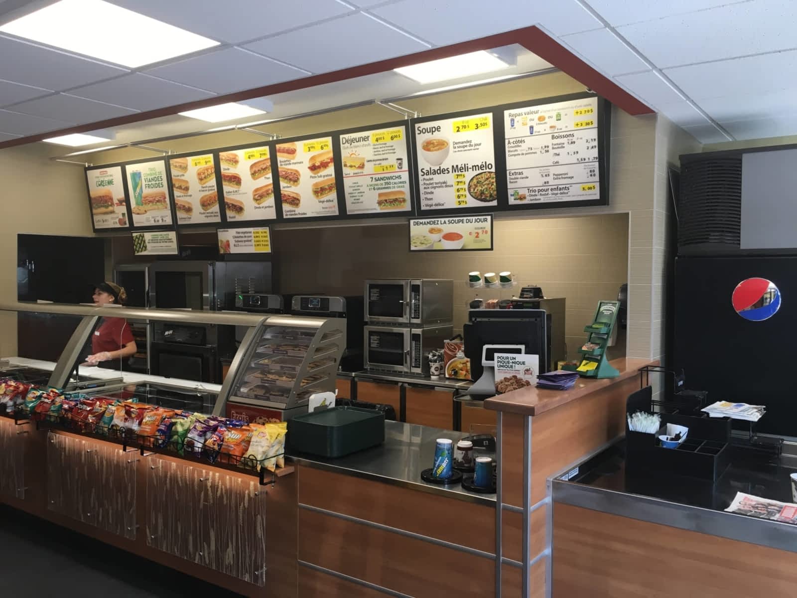 Subway - Opening Hours - 345 rue Saint-Charles O, Longueuil, QC