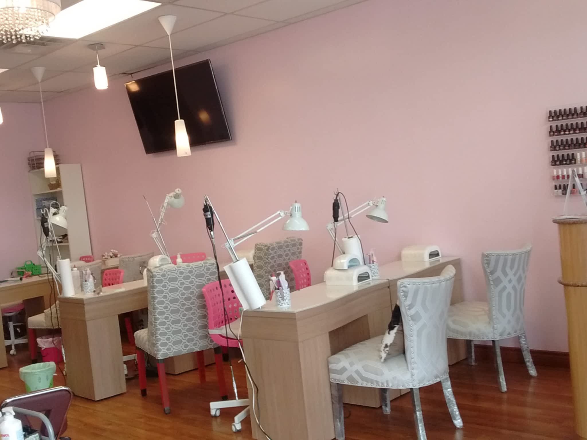 photo Candy Nails & Spa