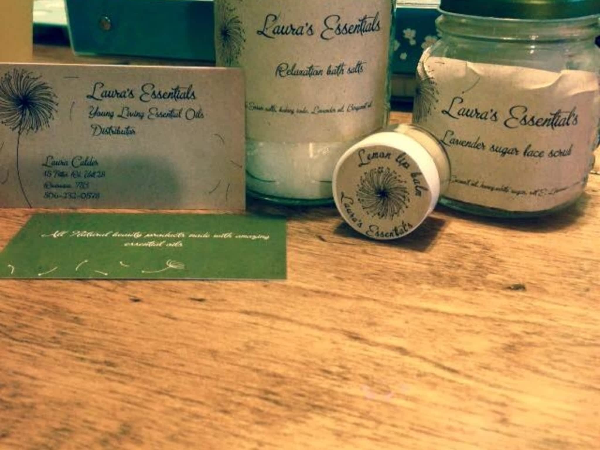 photo Laura's Essentials